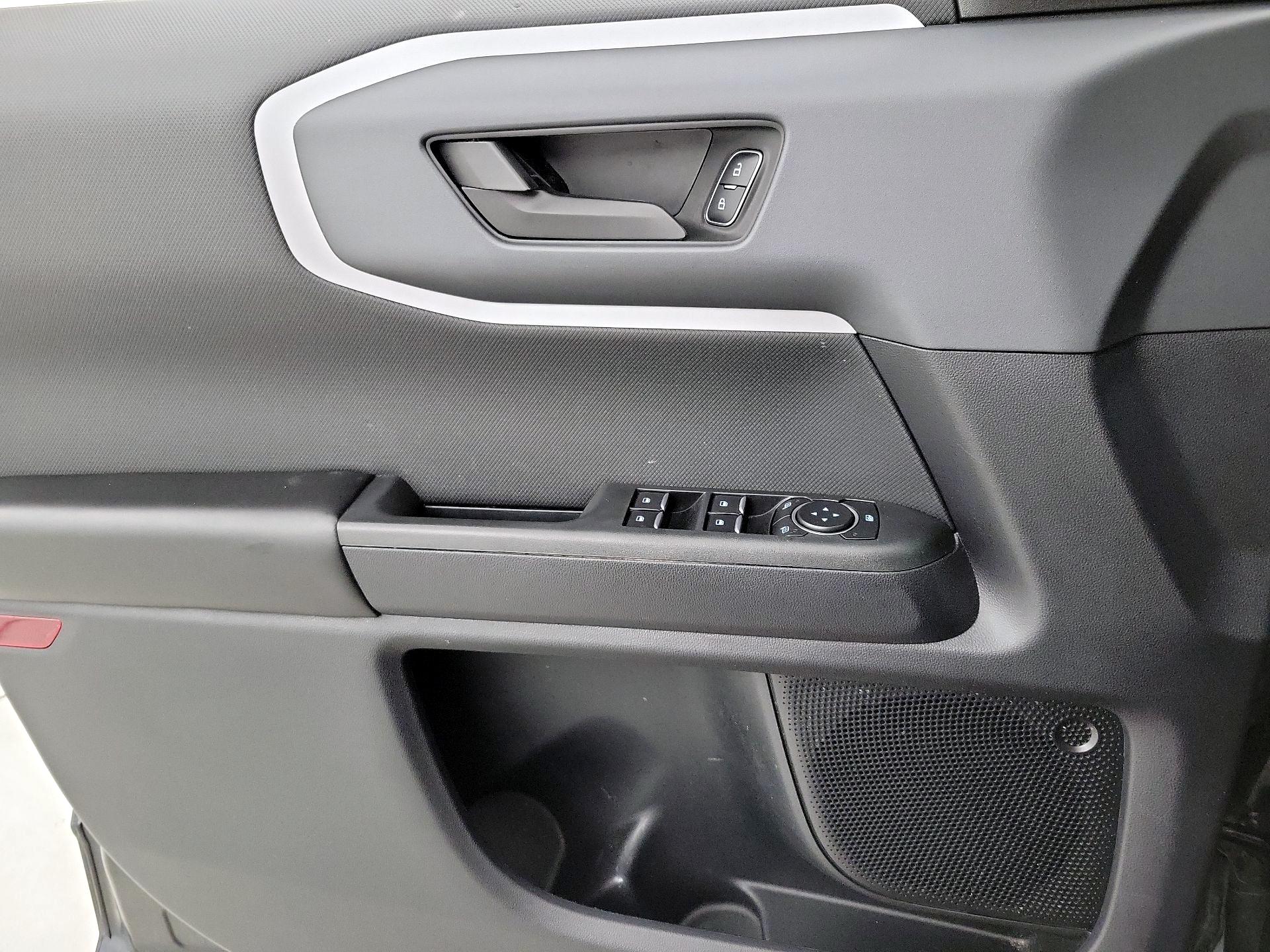 Thumbnail: 2023 Ford Bronco Sport - 12