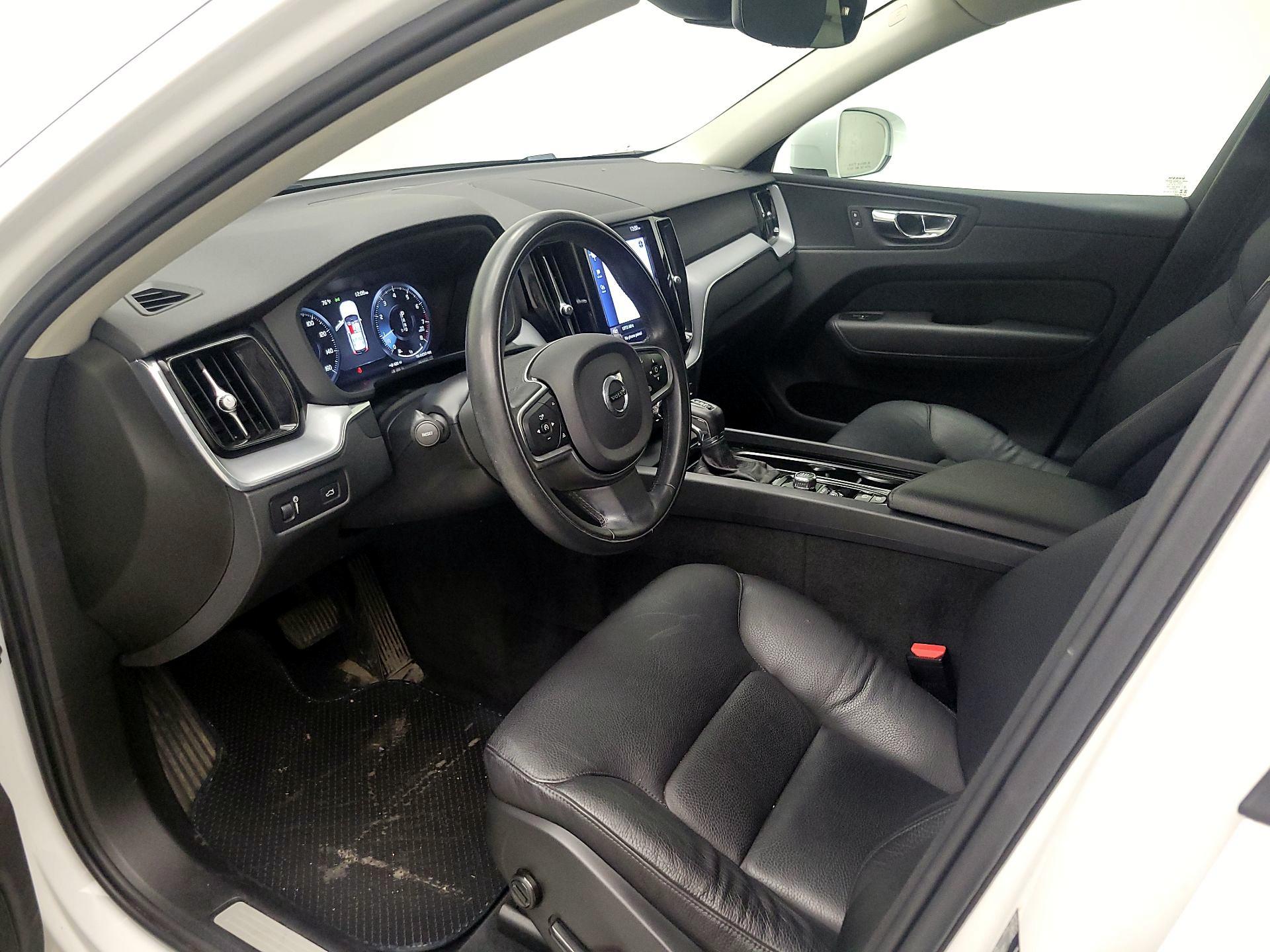 Thumbnail: 2020 Volvo XC60 - 11