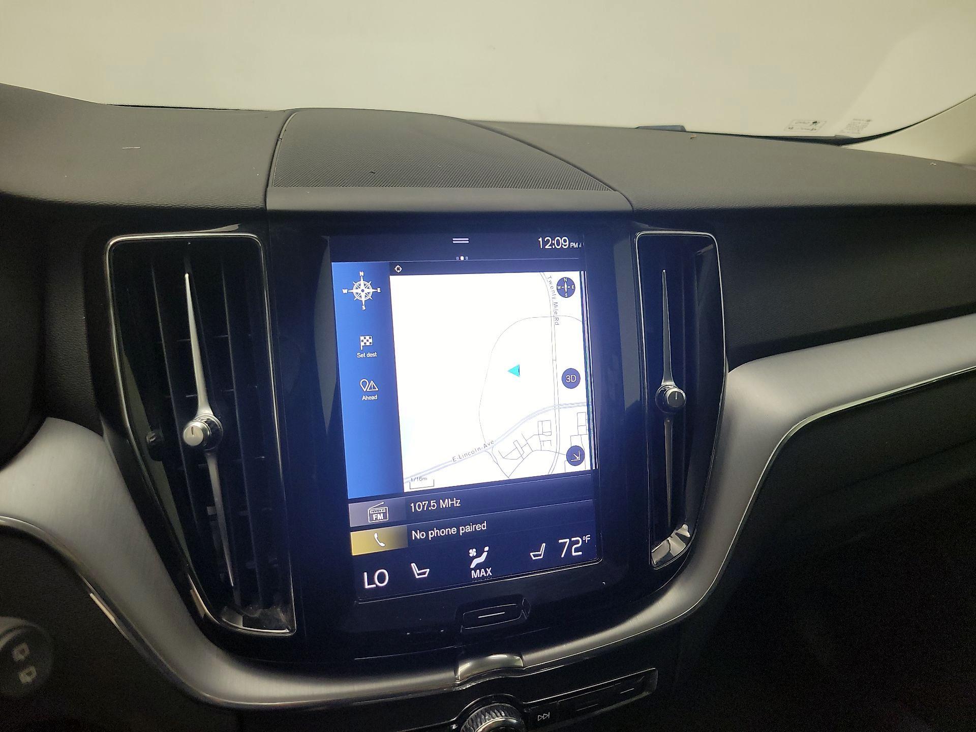 Thumbnail: 2020 Volvo XC60 - 14