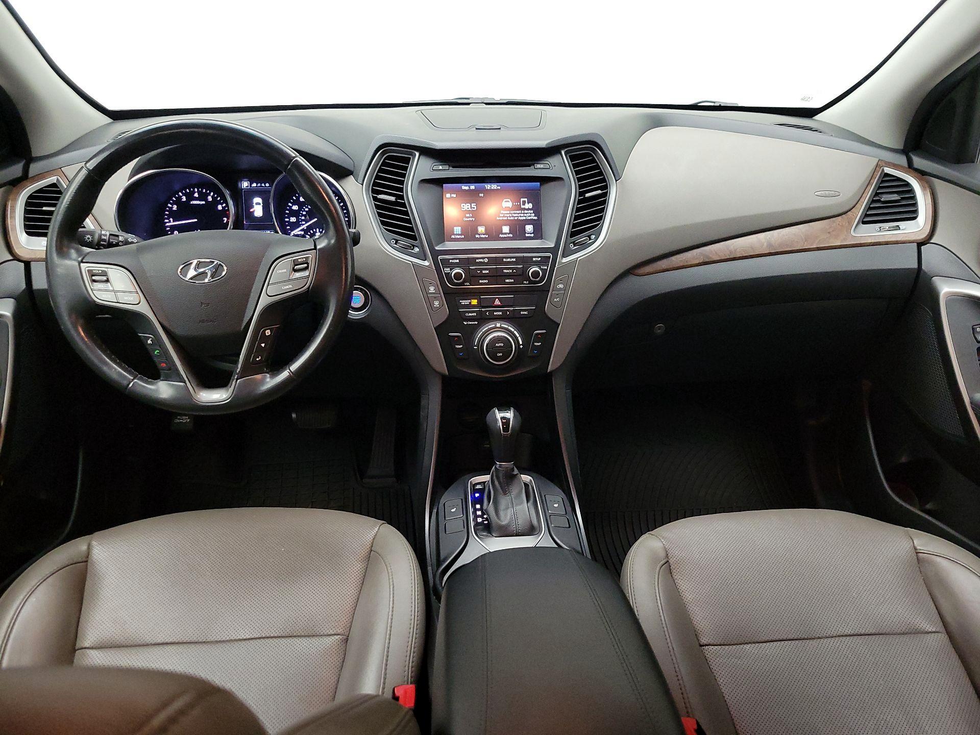 Thumbnail: 2018 Hyundai Santa Fe - 9
