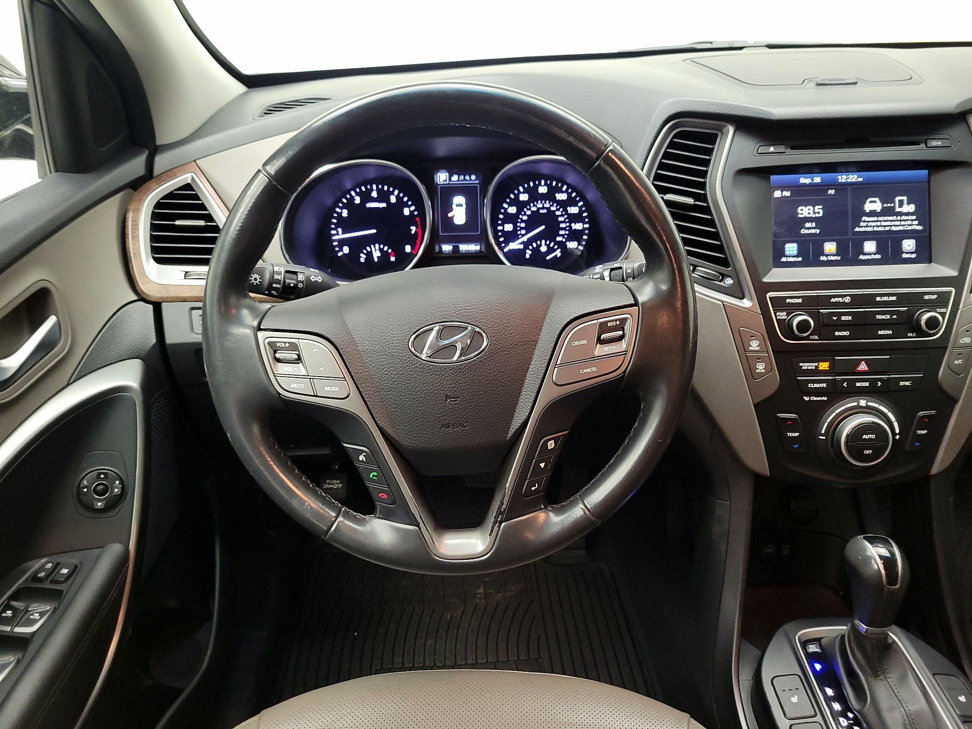 Thumbnail: 2018 Hyundai Santa Fe - 10