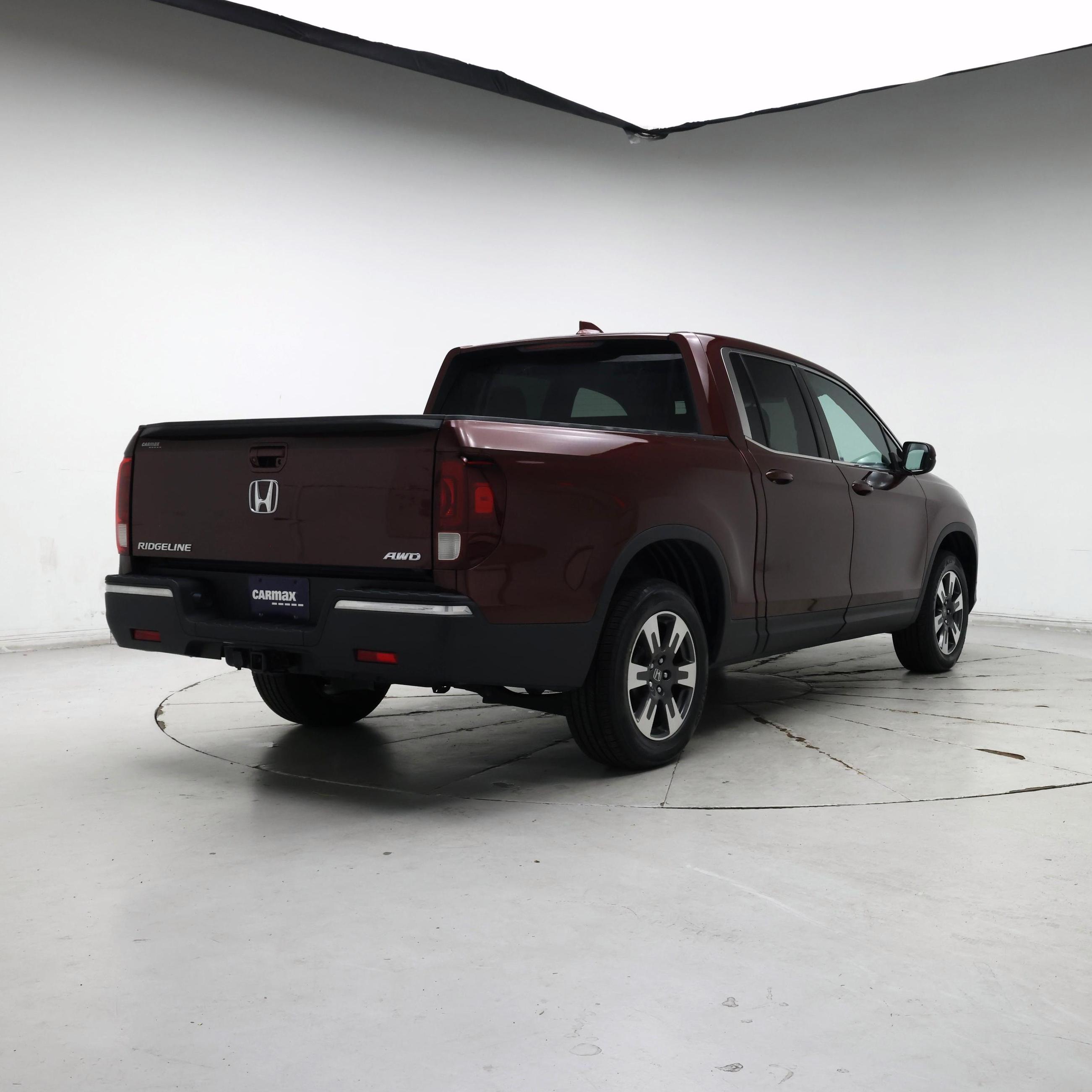 Thumbnail: 2017 Honda Ridgeline - 8
