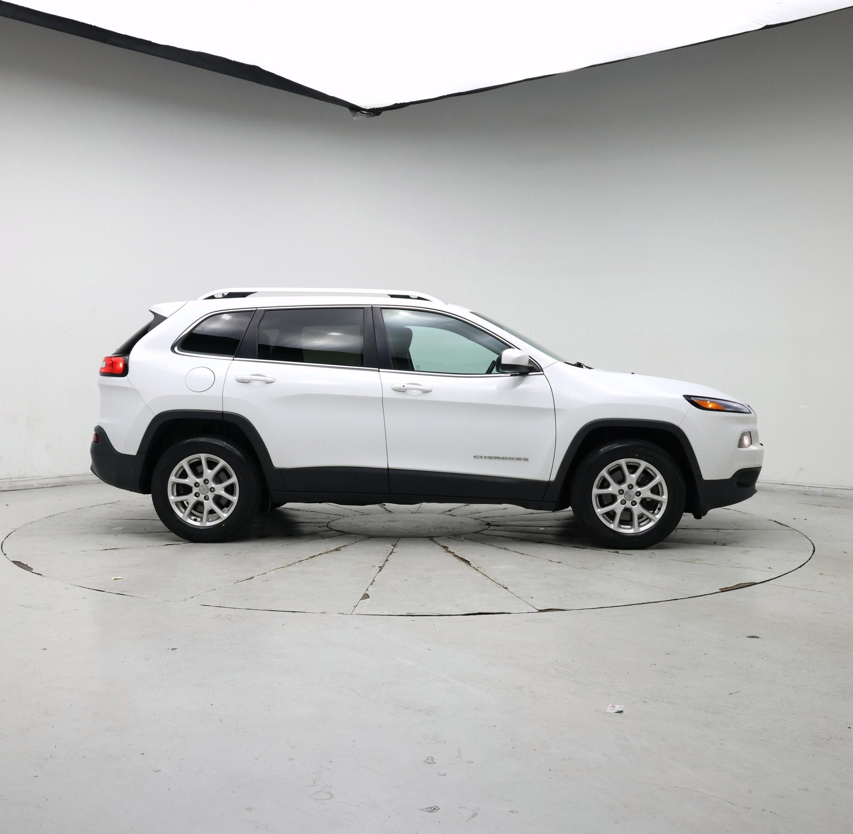 Thumbnail: 2016 Jeep Cherokee - 7