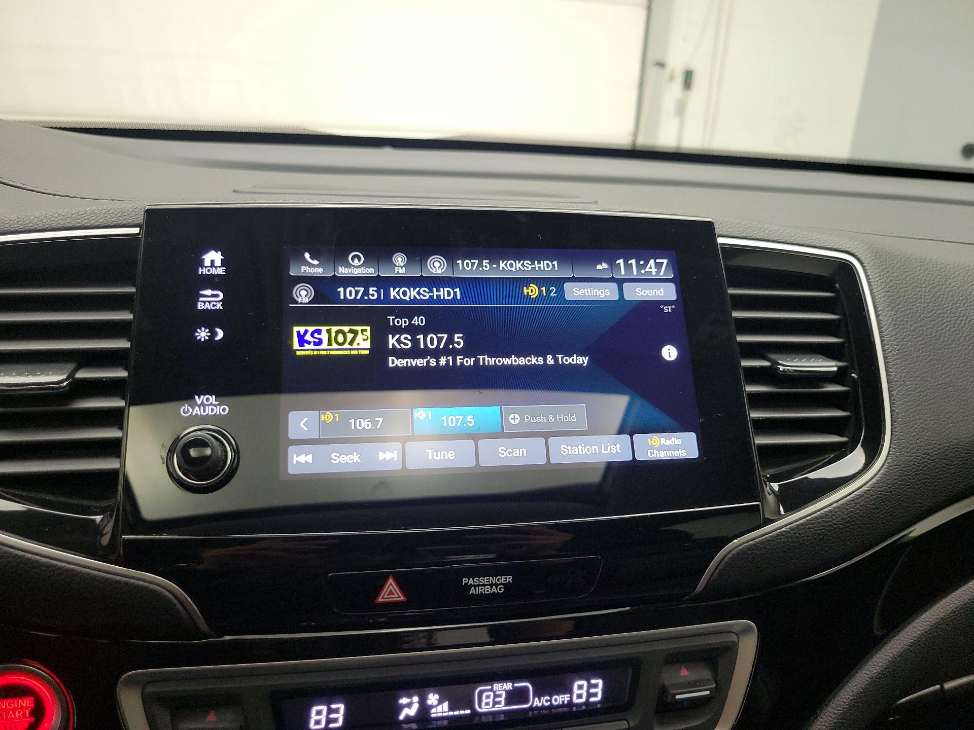 Thumbnail: 2019 Honda Pilot - 14