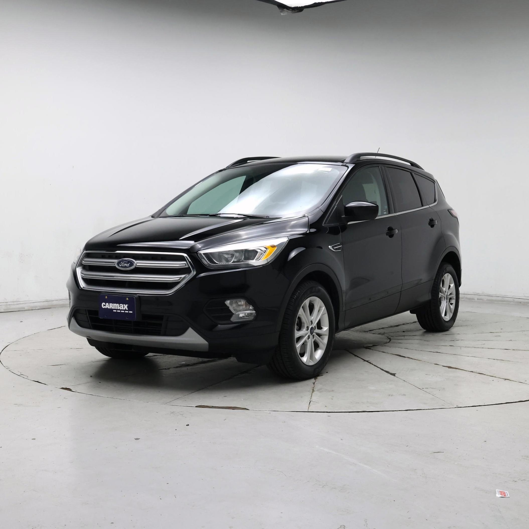 Thumbnail: 2017 Ford Escape - 4