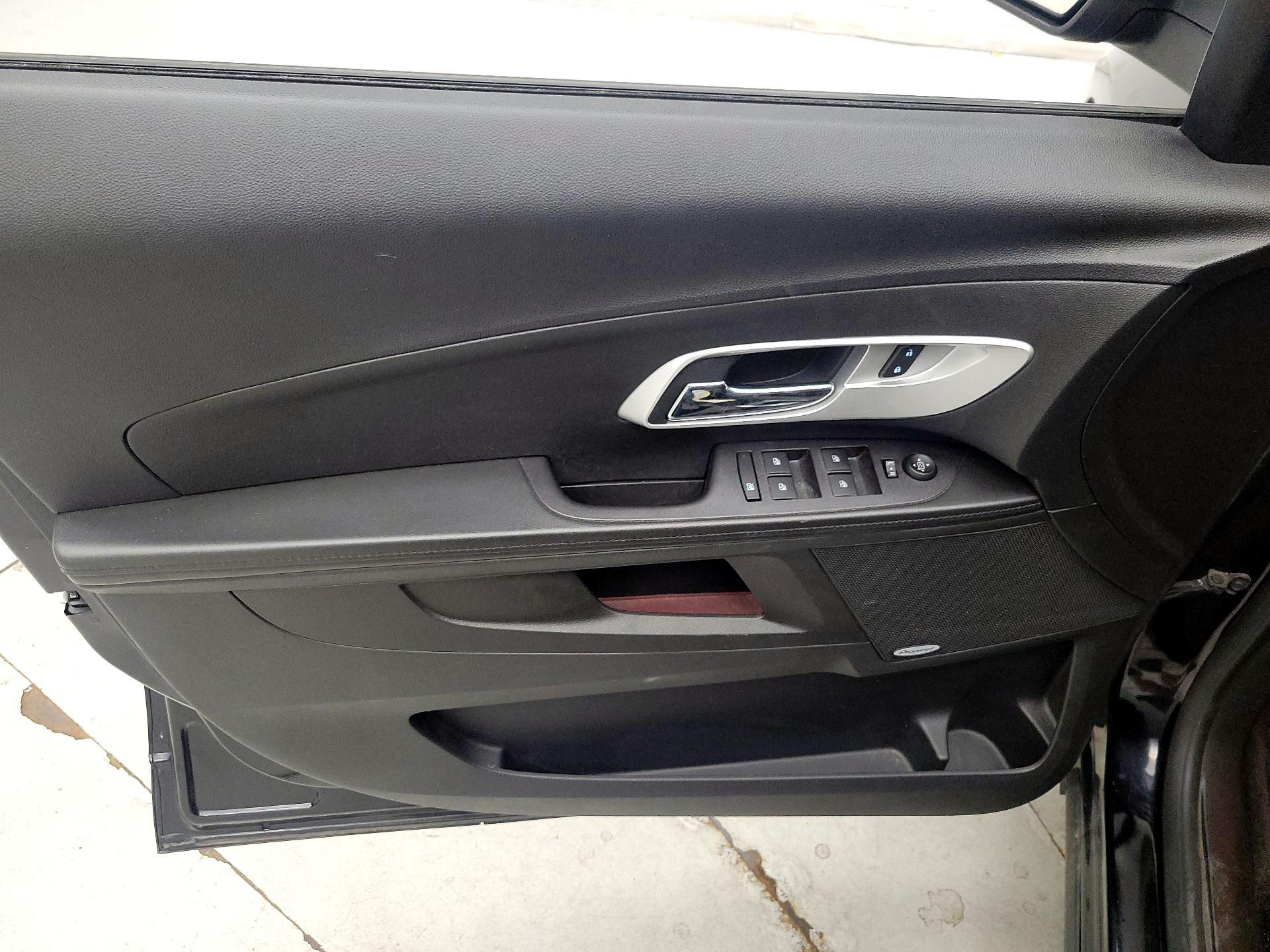 Thumbnail: 2016 Chevrolet Equinox - 12