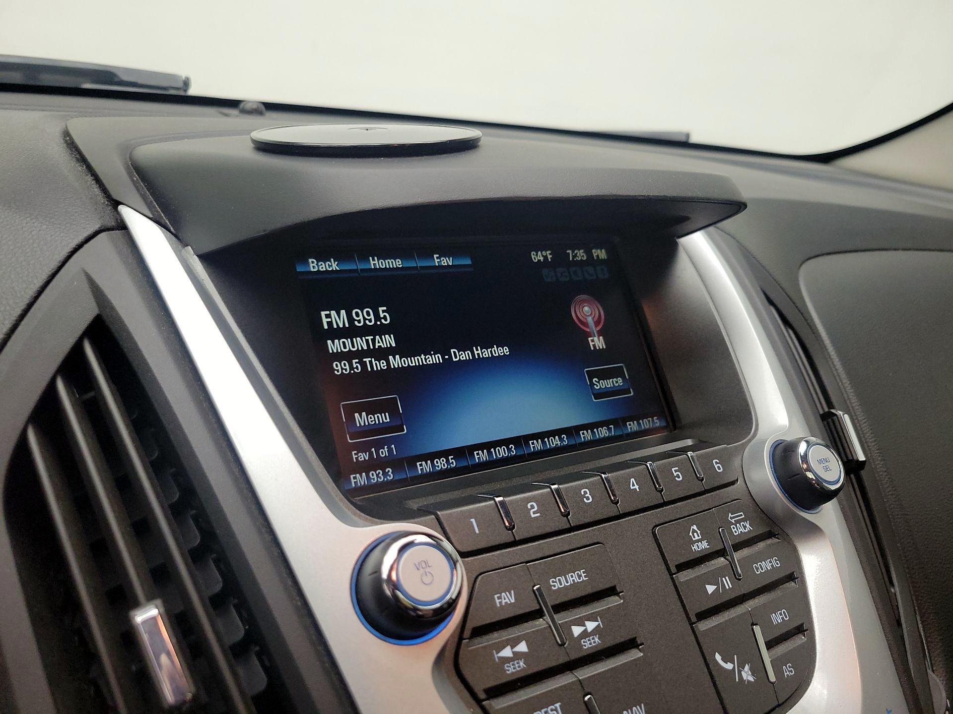 Thumbnail: 2016 Chevrolet Equinox - 16