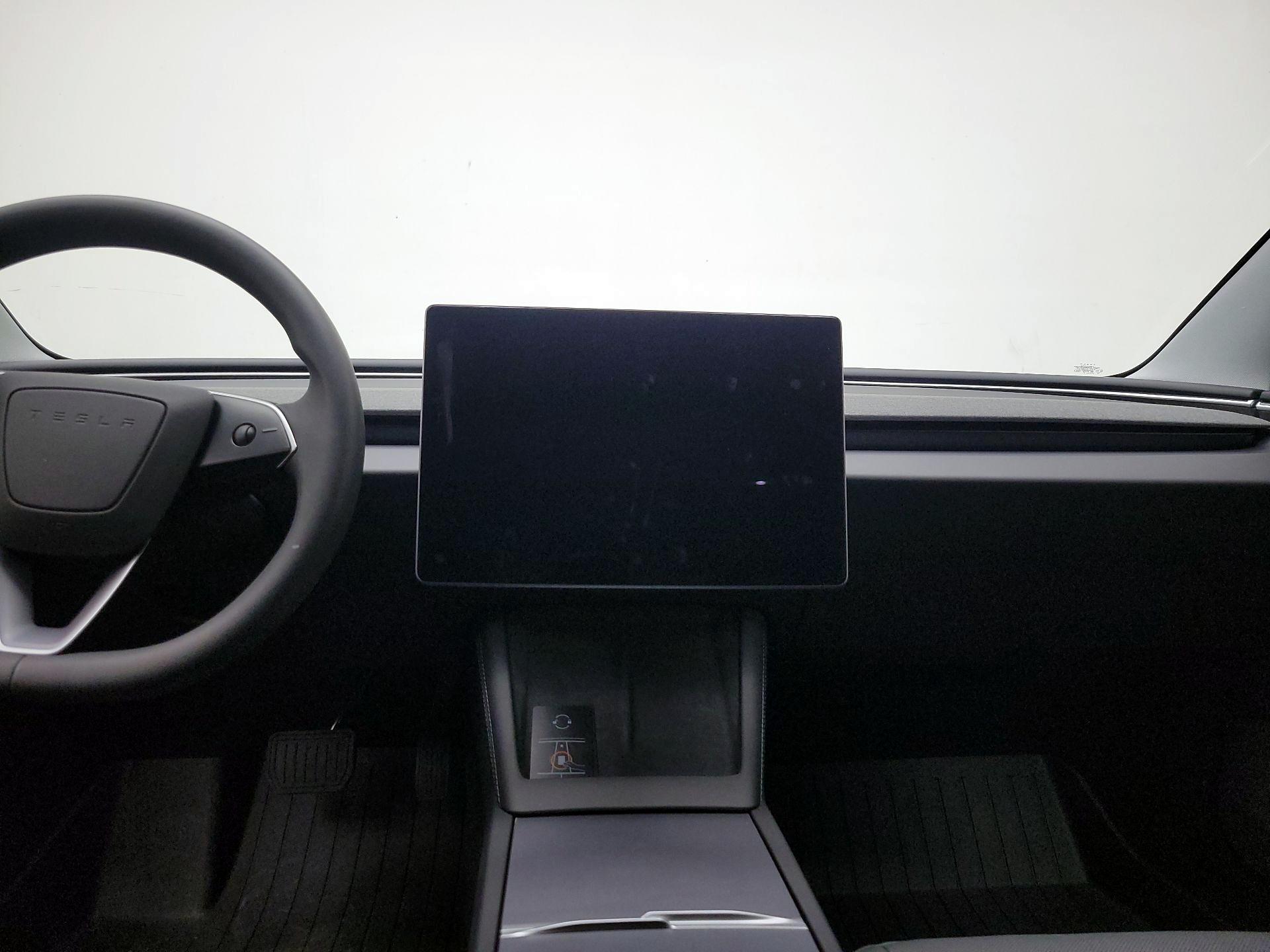 Thumbnail: 2025 Tesla Model 3 - 9