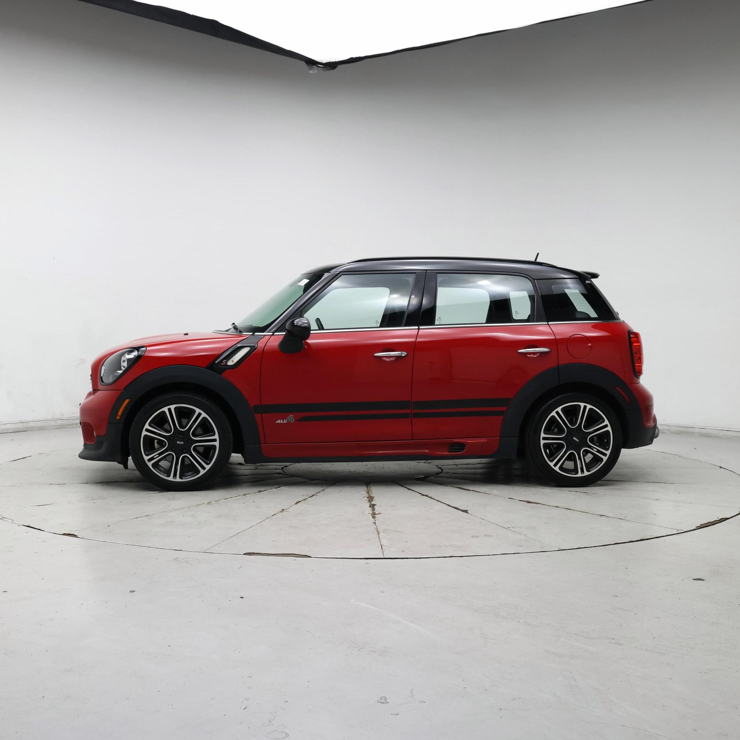 Thumbnail: 2016 MINI Cooper Countryman - 3