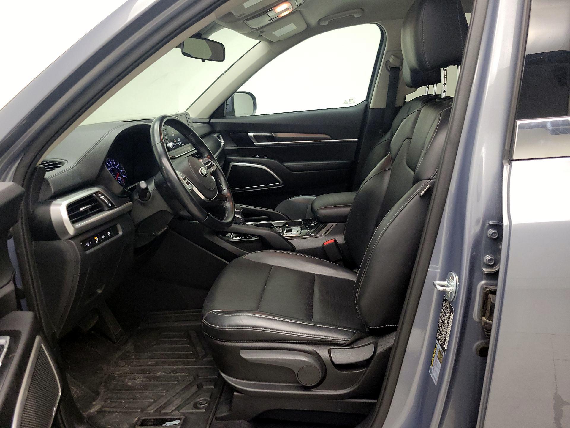 Thumbnail: 2020 Kia Telluride - 11