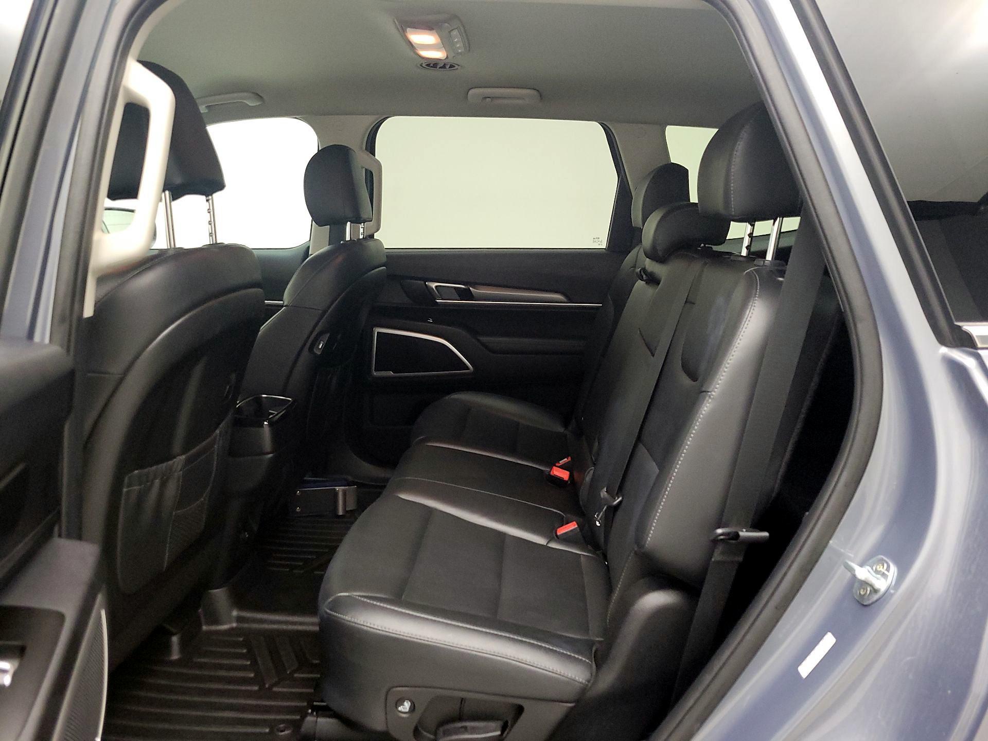 Thumbnail: 2020 Kia Telluride - 19