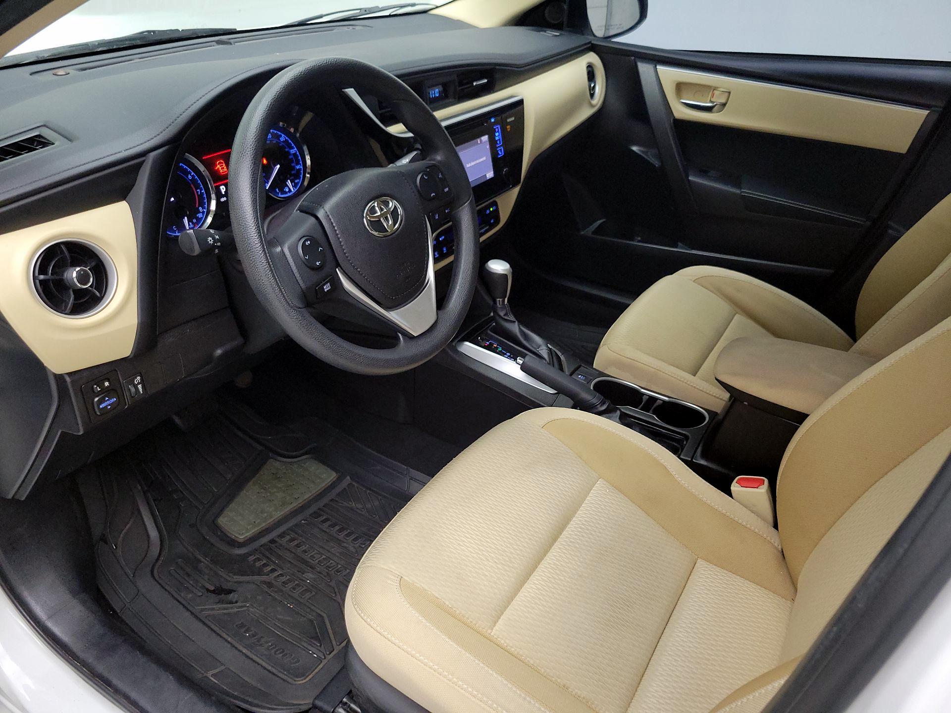 Thumbnail: 2017 Toyota Corolla - 11
