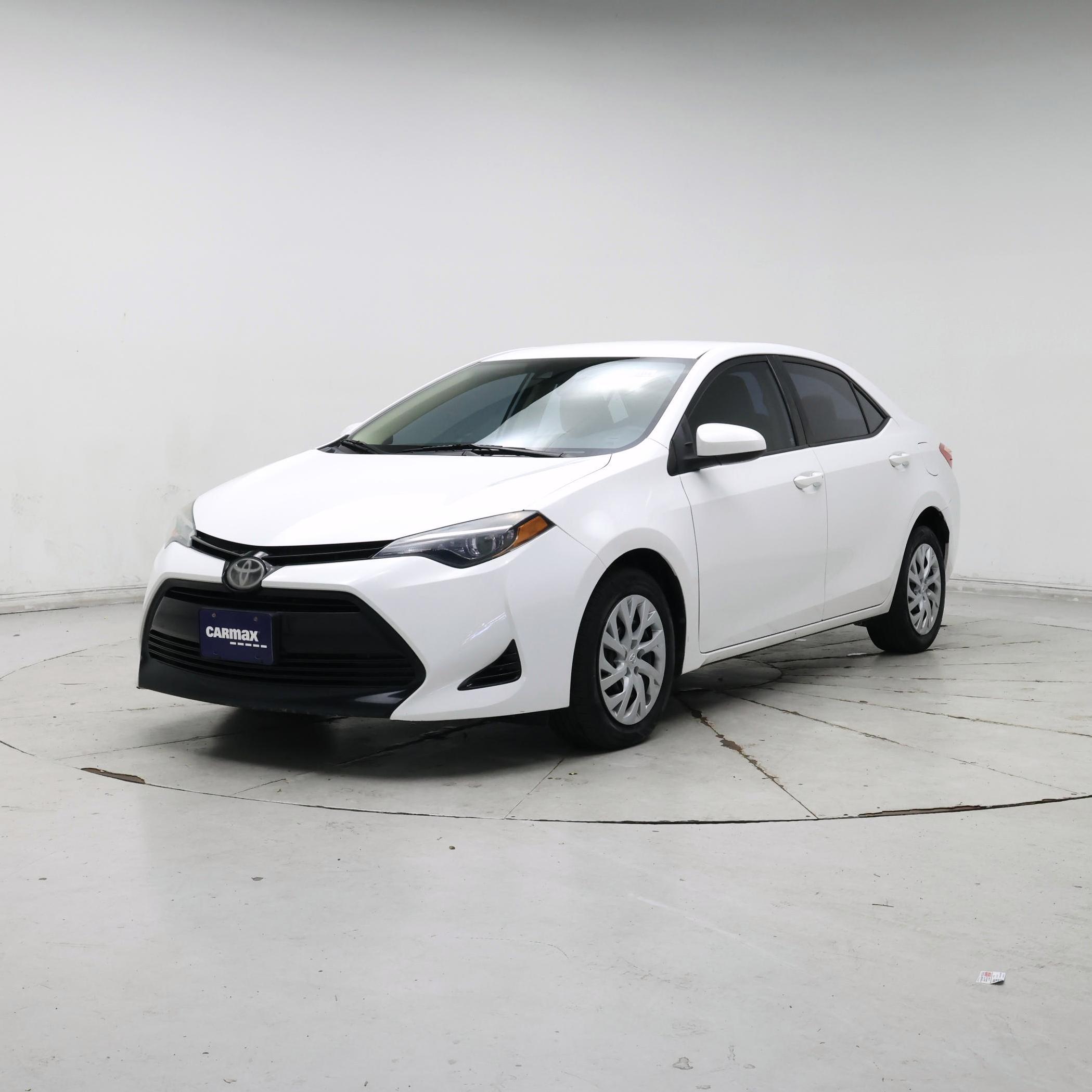 Thumbnail: 2017 Toyota Corolla - 4