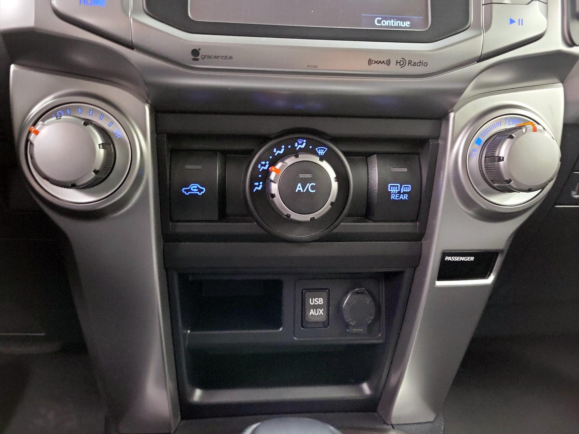 Thumbnail: 2019 Toyota 4Runner - 16