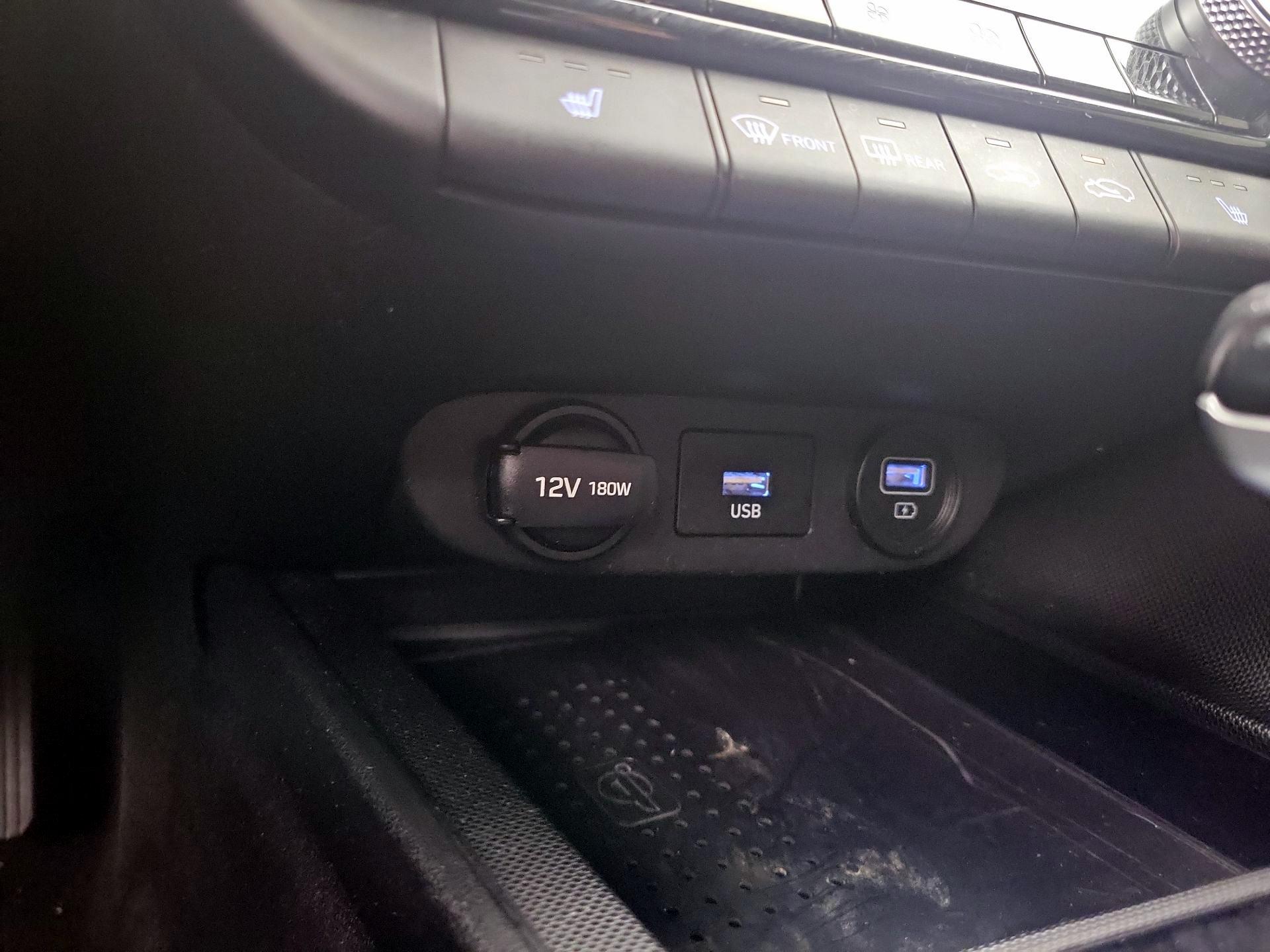 Thumbnail: 2021 Hyundai Elantra - 18