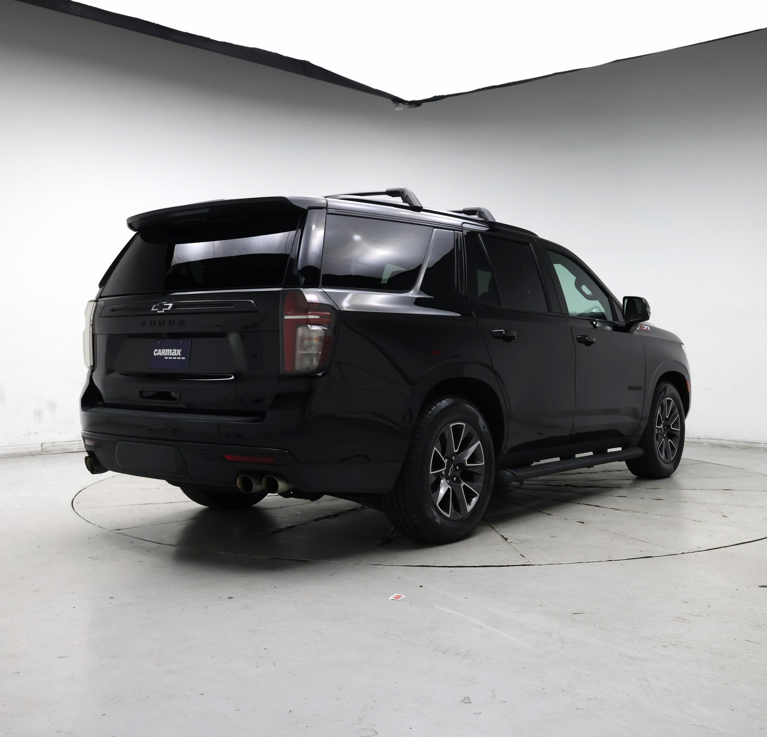 Thumbnail: 2023 Chevrolet Tahoe - 8