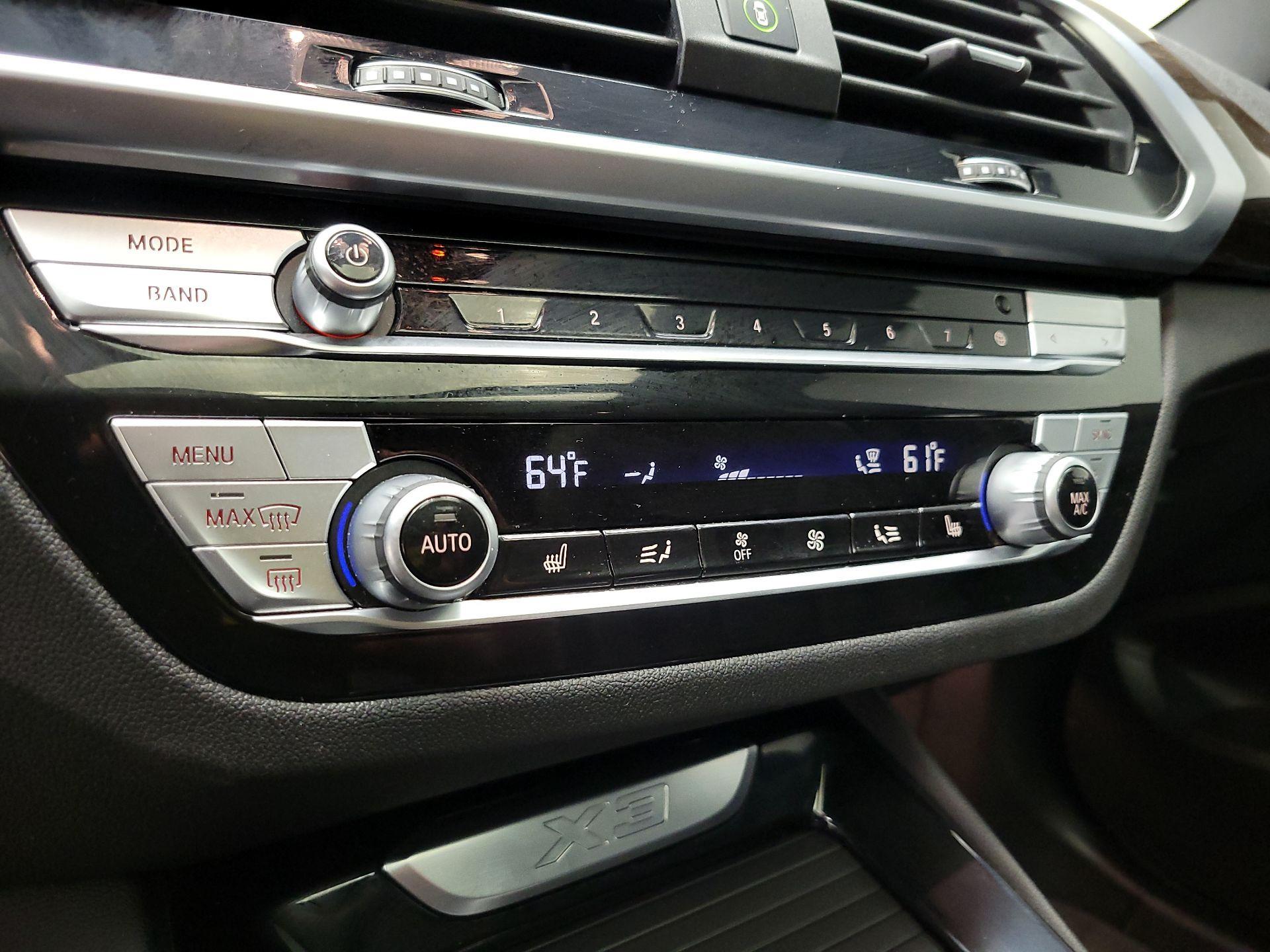 Thumbnail: 2021 BMW X3 - 17