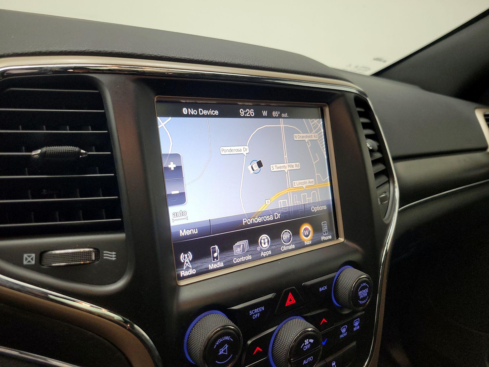 Thumbnail: 2017 Jeep Grand Cherokee - 14