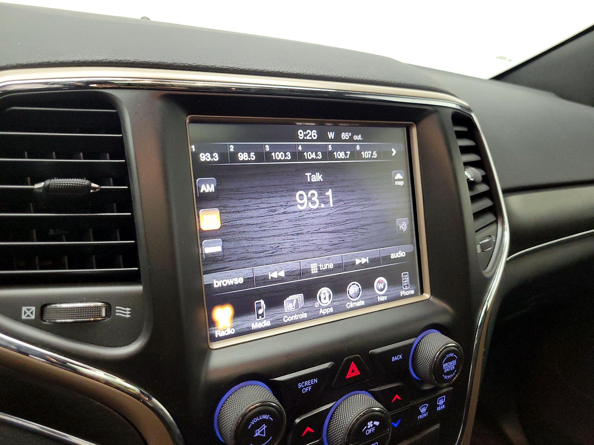 Thumbnail: 2017 Jeep Grand Cherokee - 16