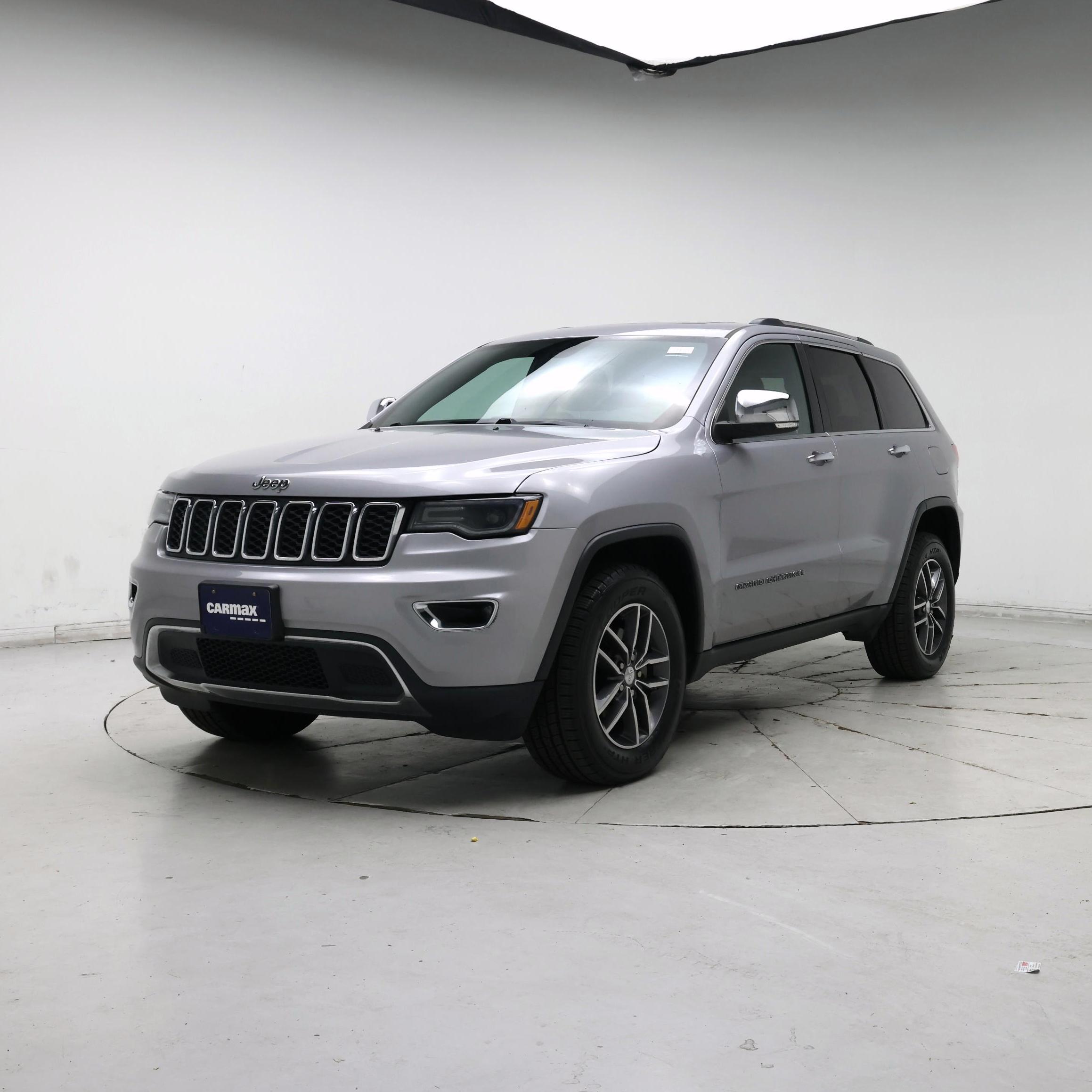 Thumbnail: 2017 Jeep Grand Cherokee - 4