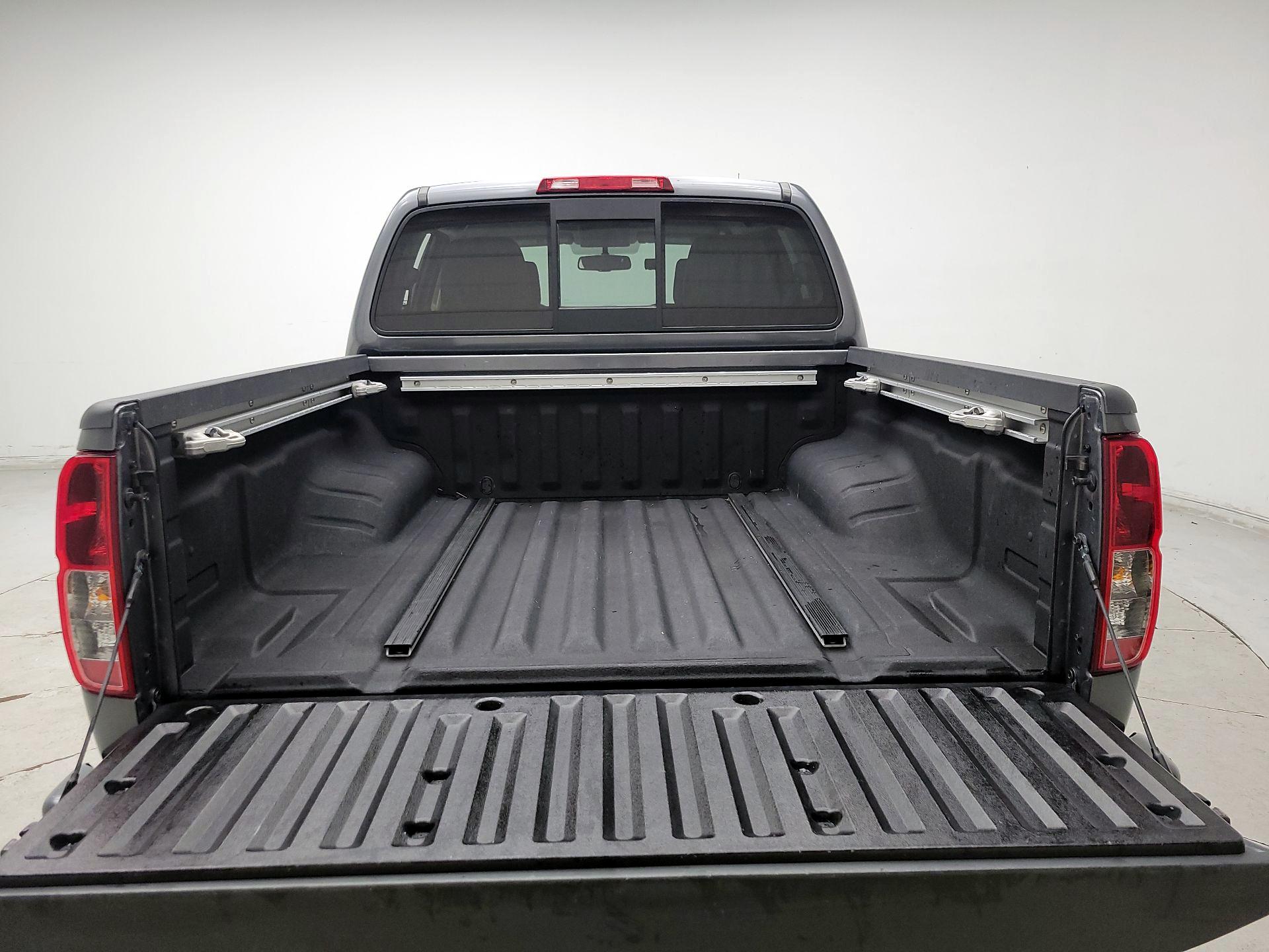 Thumbnail: 2018 Nissan Frontier - 20