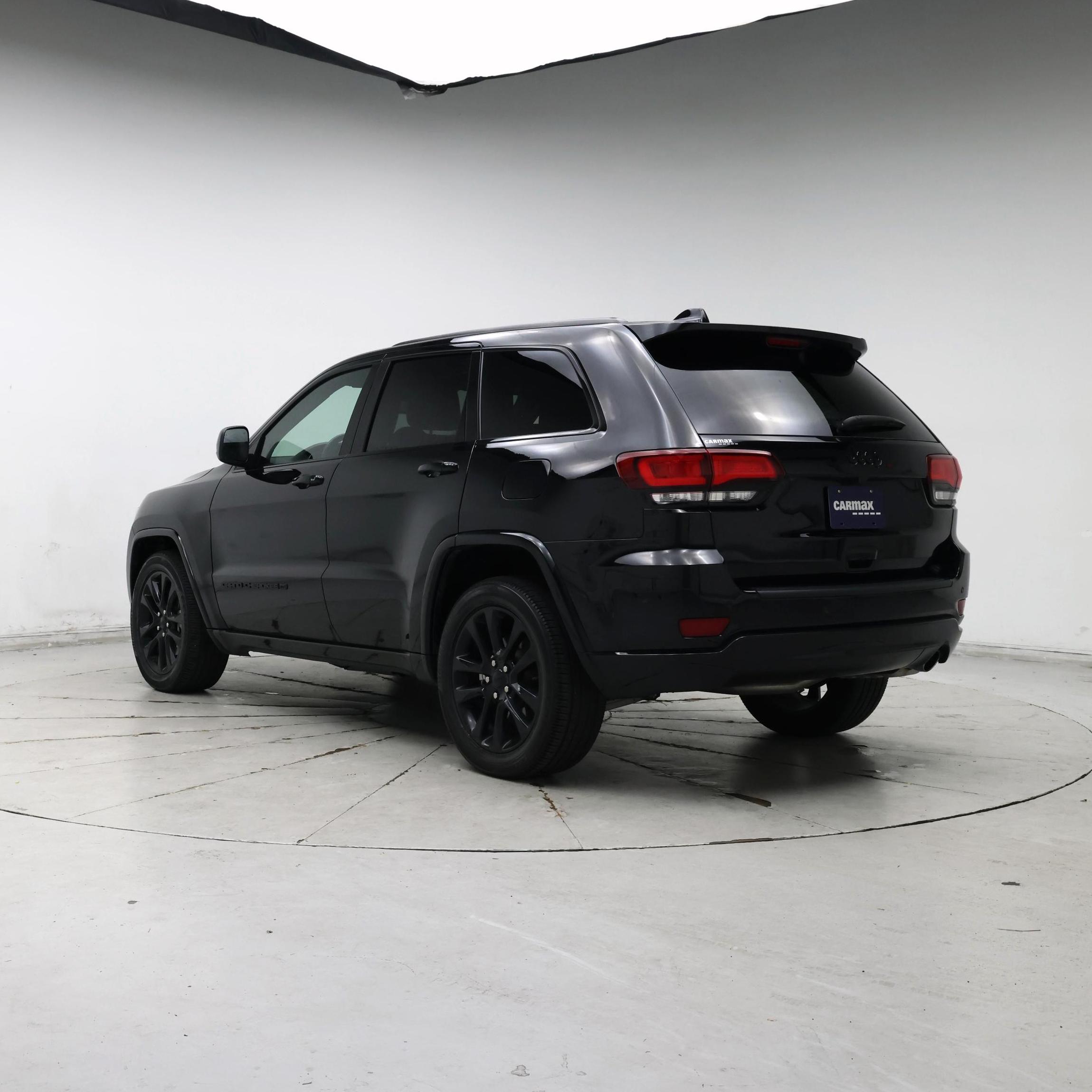 Thumbnail: 2022 Jeep Grand Cherokee - 2