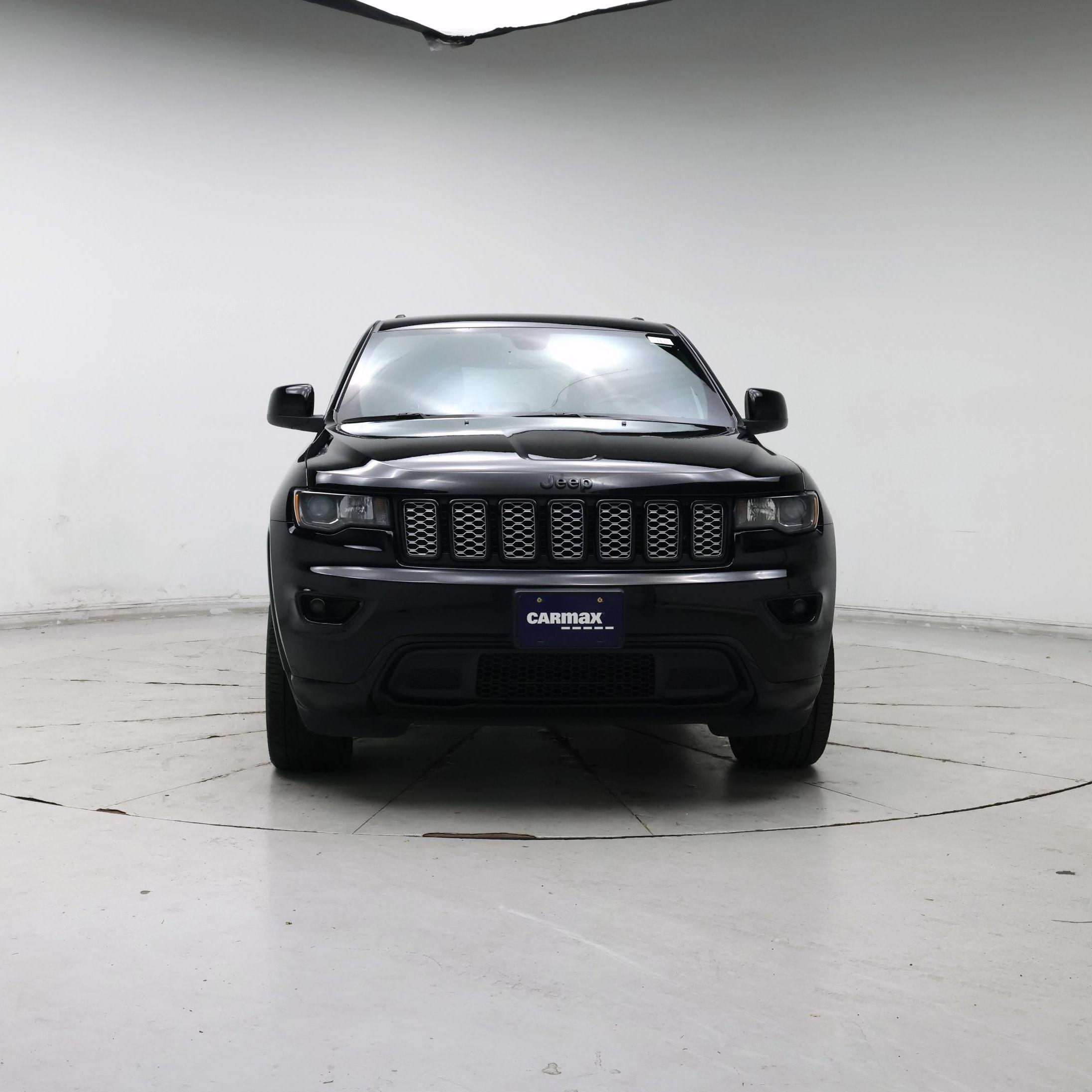 Thumbnail: 2022 Jeep Grand Cherokee - 5