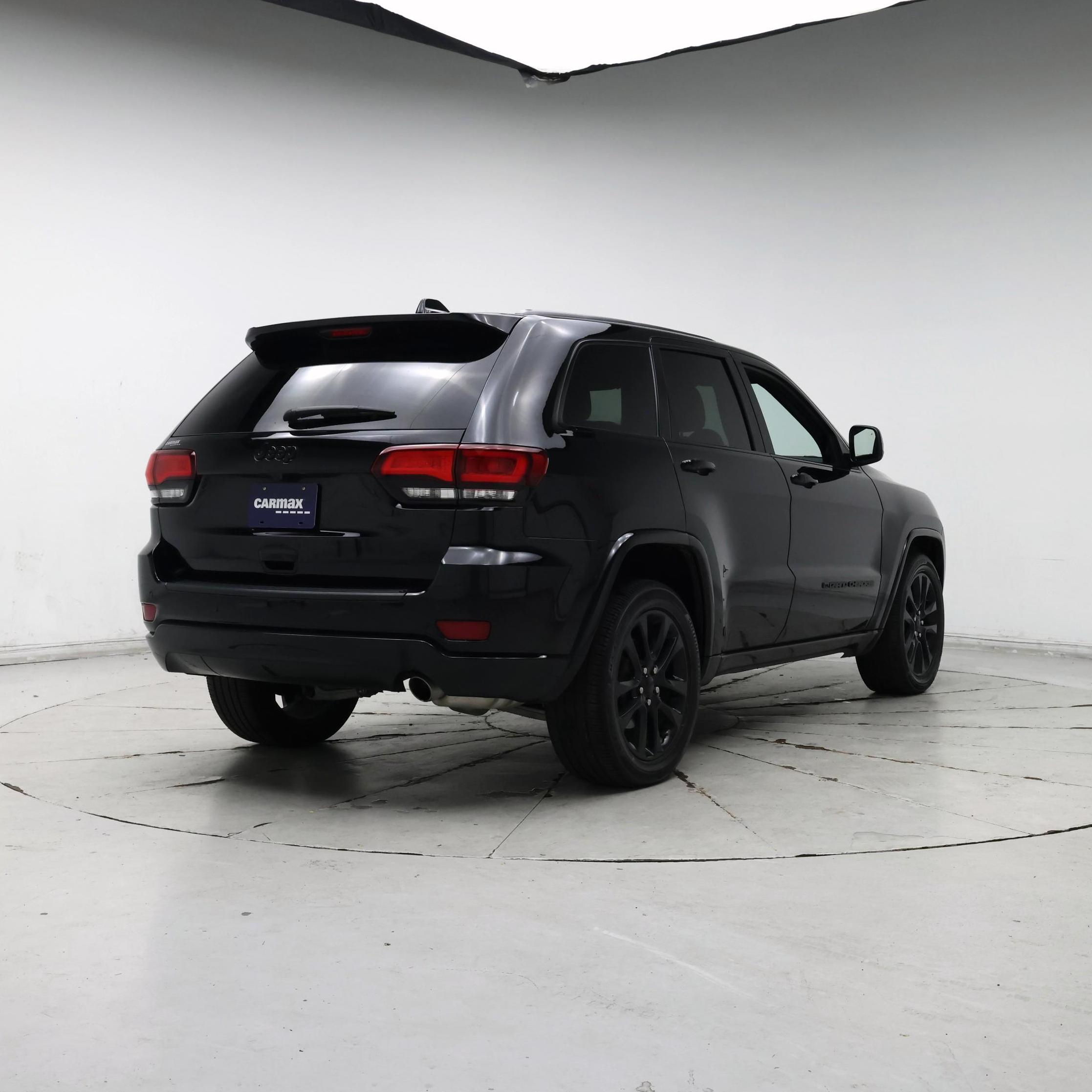 Thumbnail: 2022 Jeep Grand Cherokee - 8