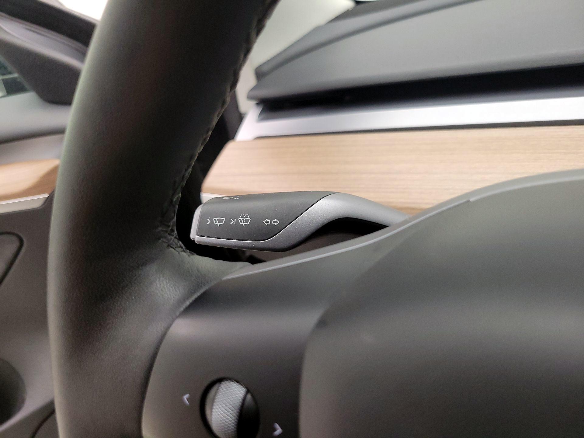 Thumbnail: 2023 Tesla Model 3 - 13