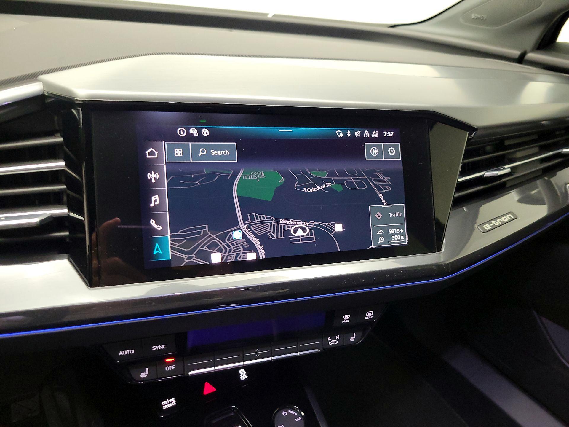 Thumbnail: 2022 Audi Q4 e-tron - 14