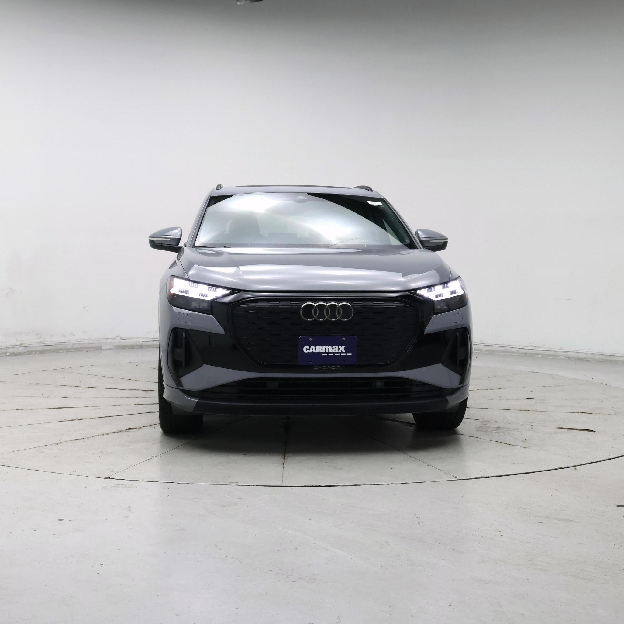 Thumbnail: 2022 Audi Q4 e-tron - 5