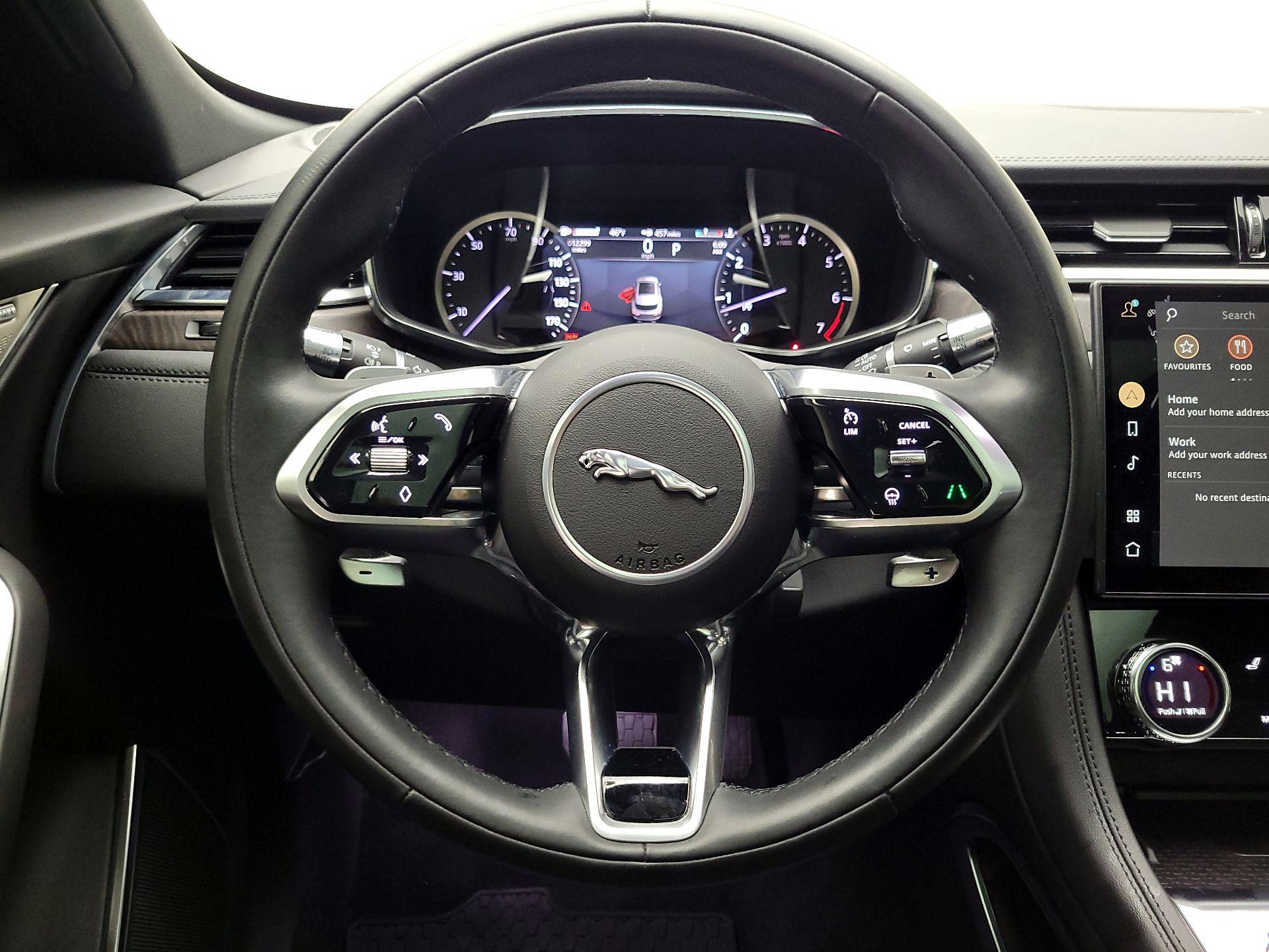 Thumbnail: 2022 Jaguar F-Pace - 10