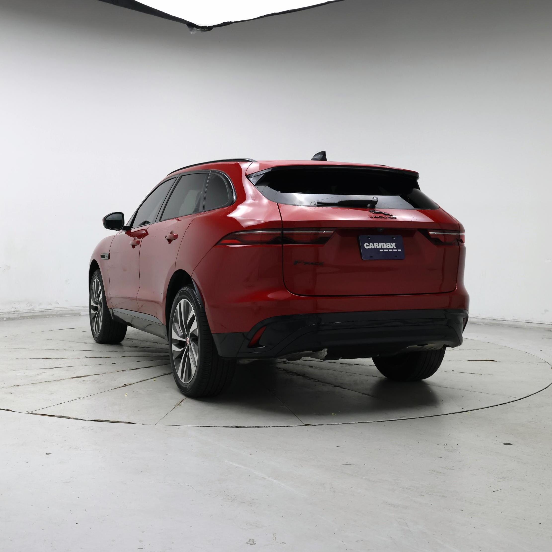 Thumbnail: 2022 Jaguar F-Pace - 2