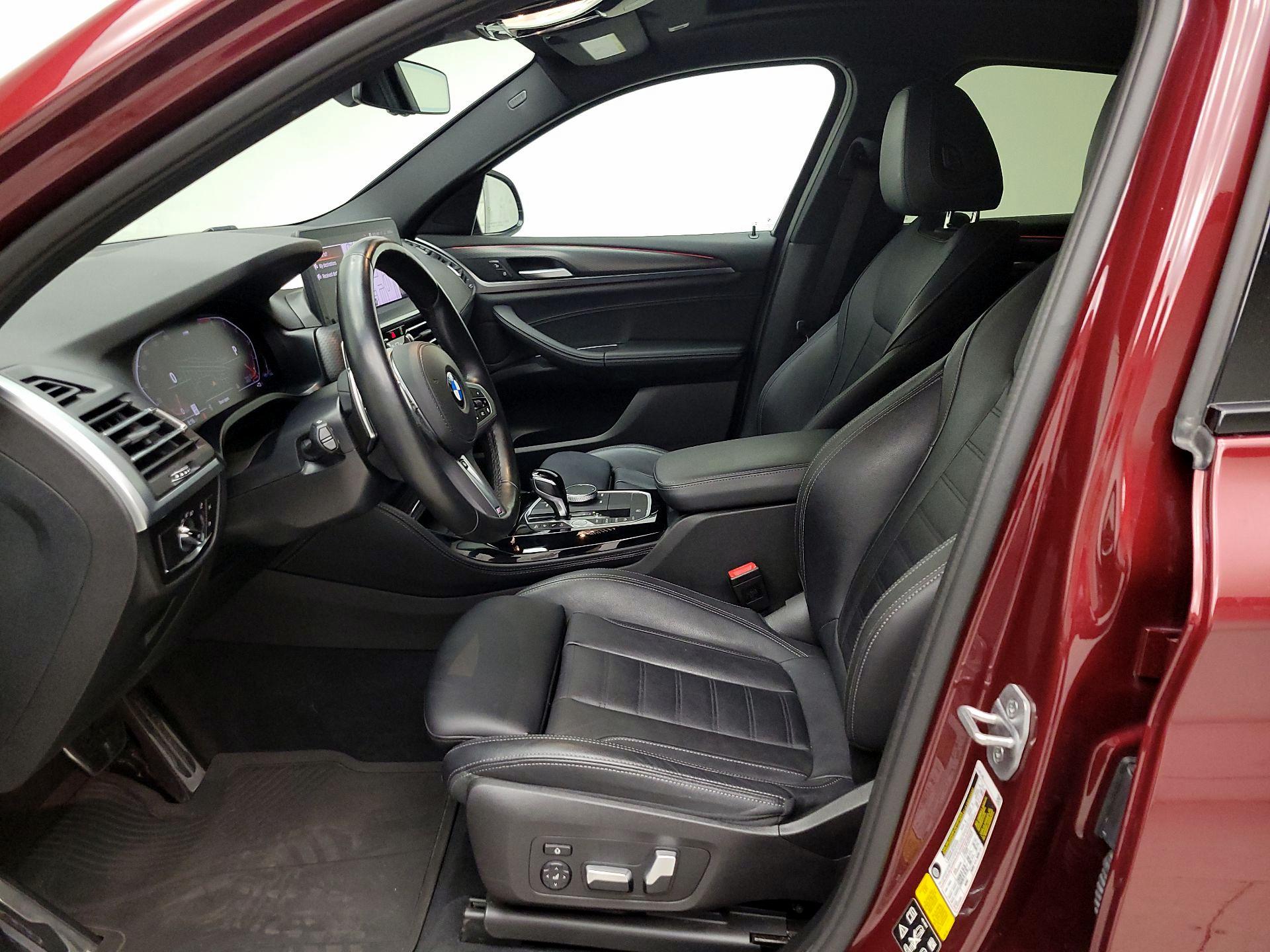 Thumbnail: 2022 BMW X4 - 11