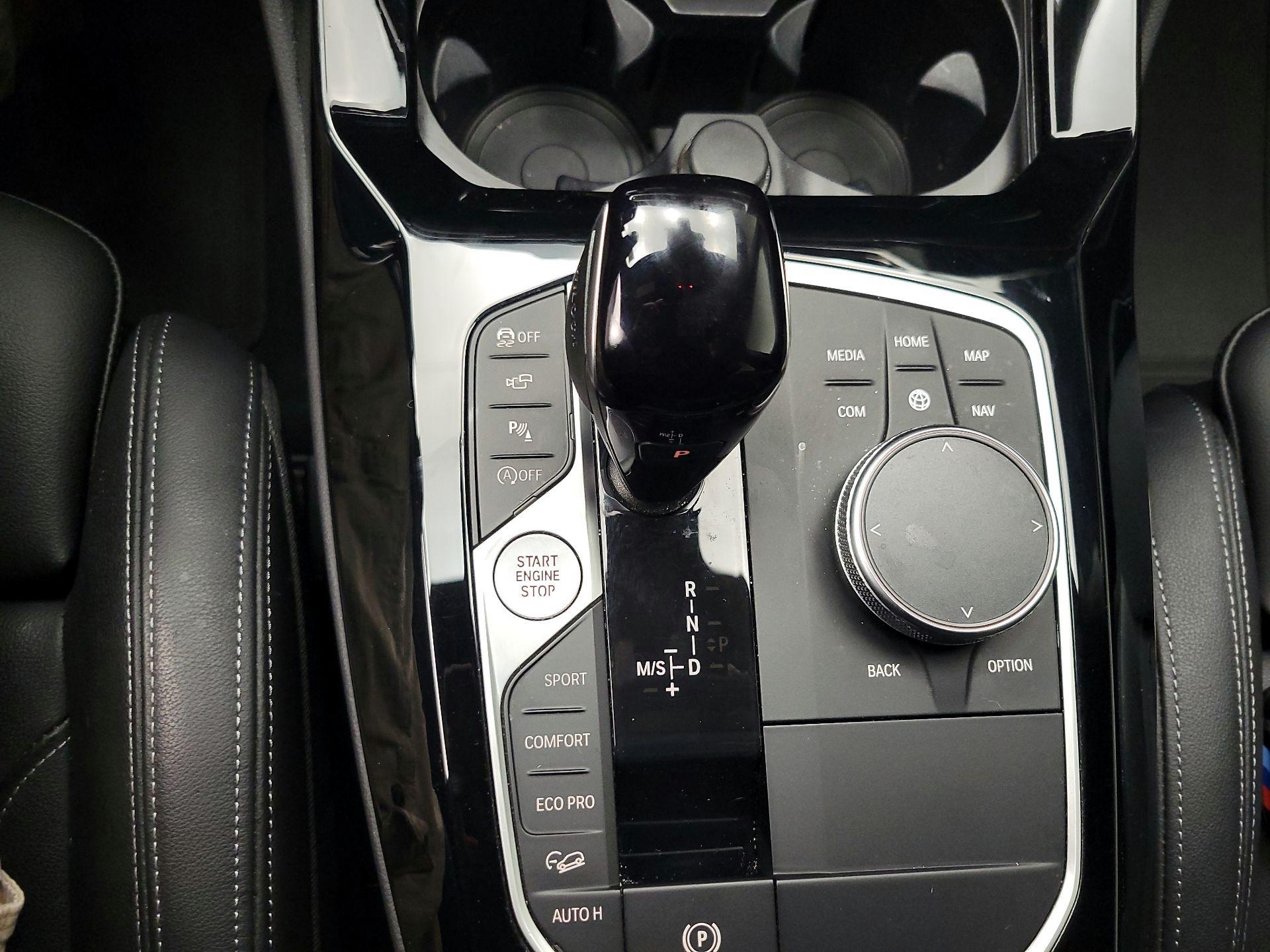 Thumbnail: 2022 BMW X4 - 18