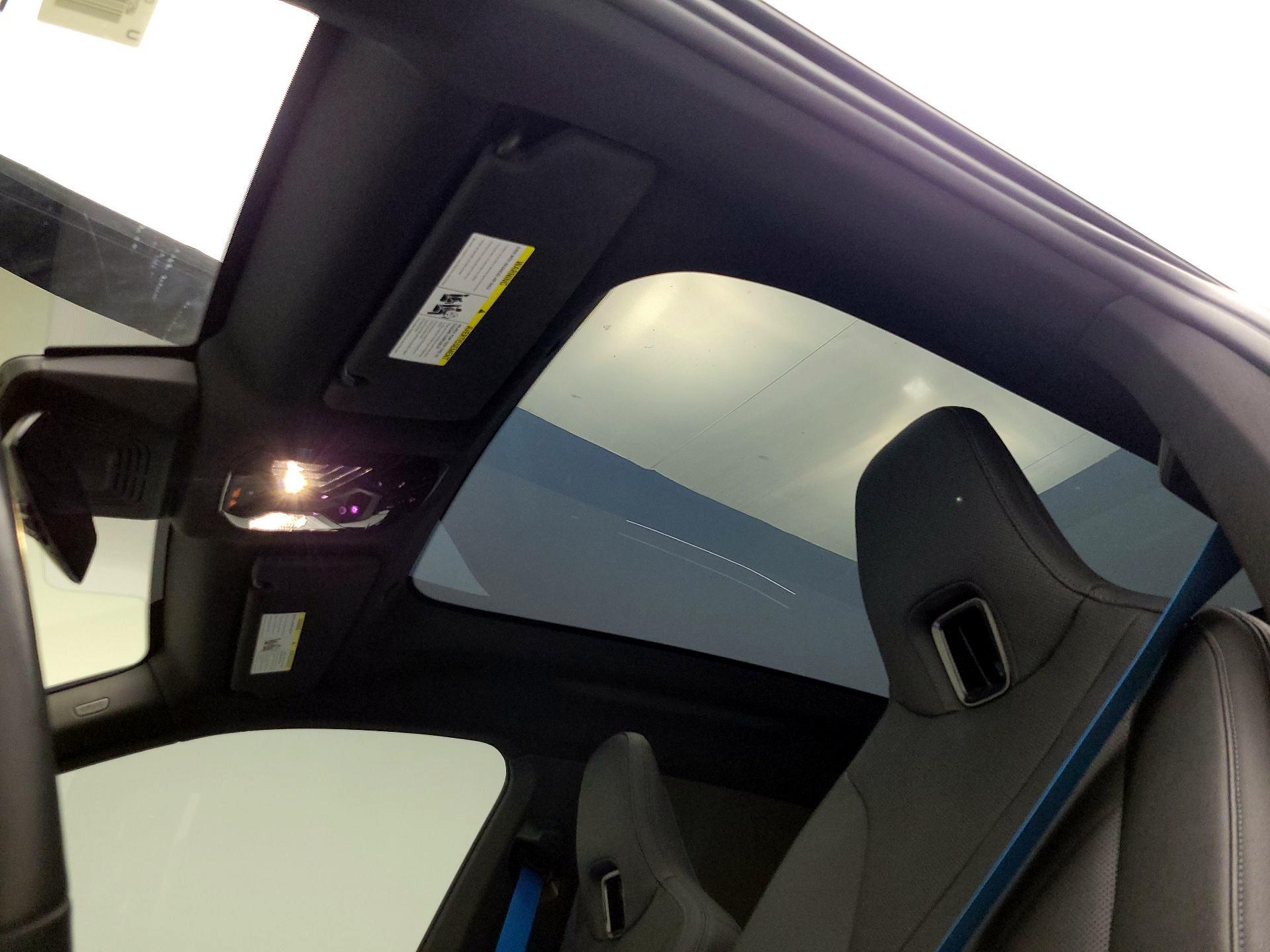 Thumbnail: 2024 BMW iX - 19