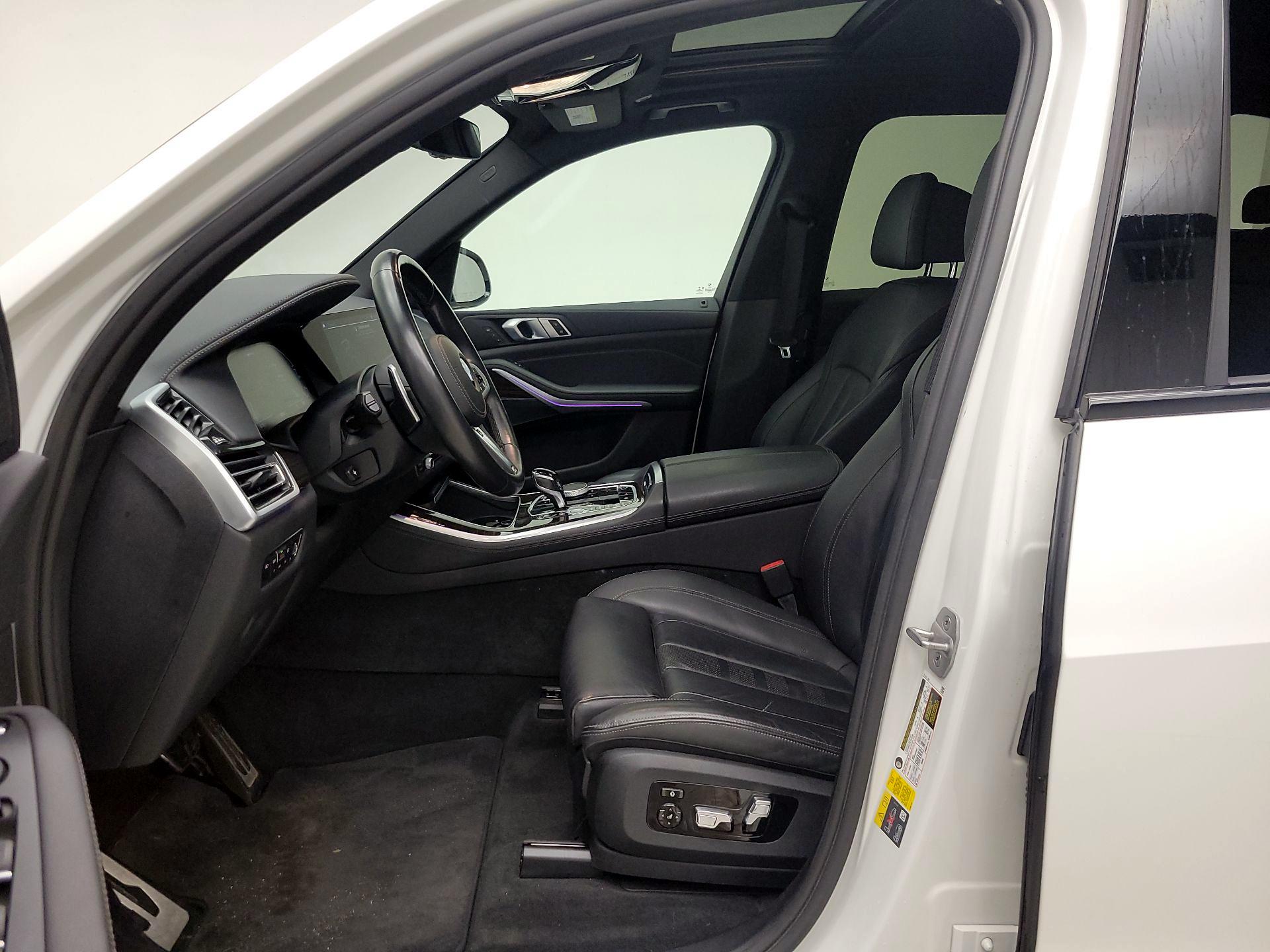 Thumbnail: 2021 BMW X5 - 11