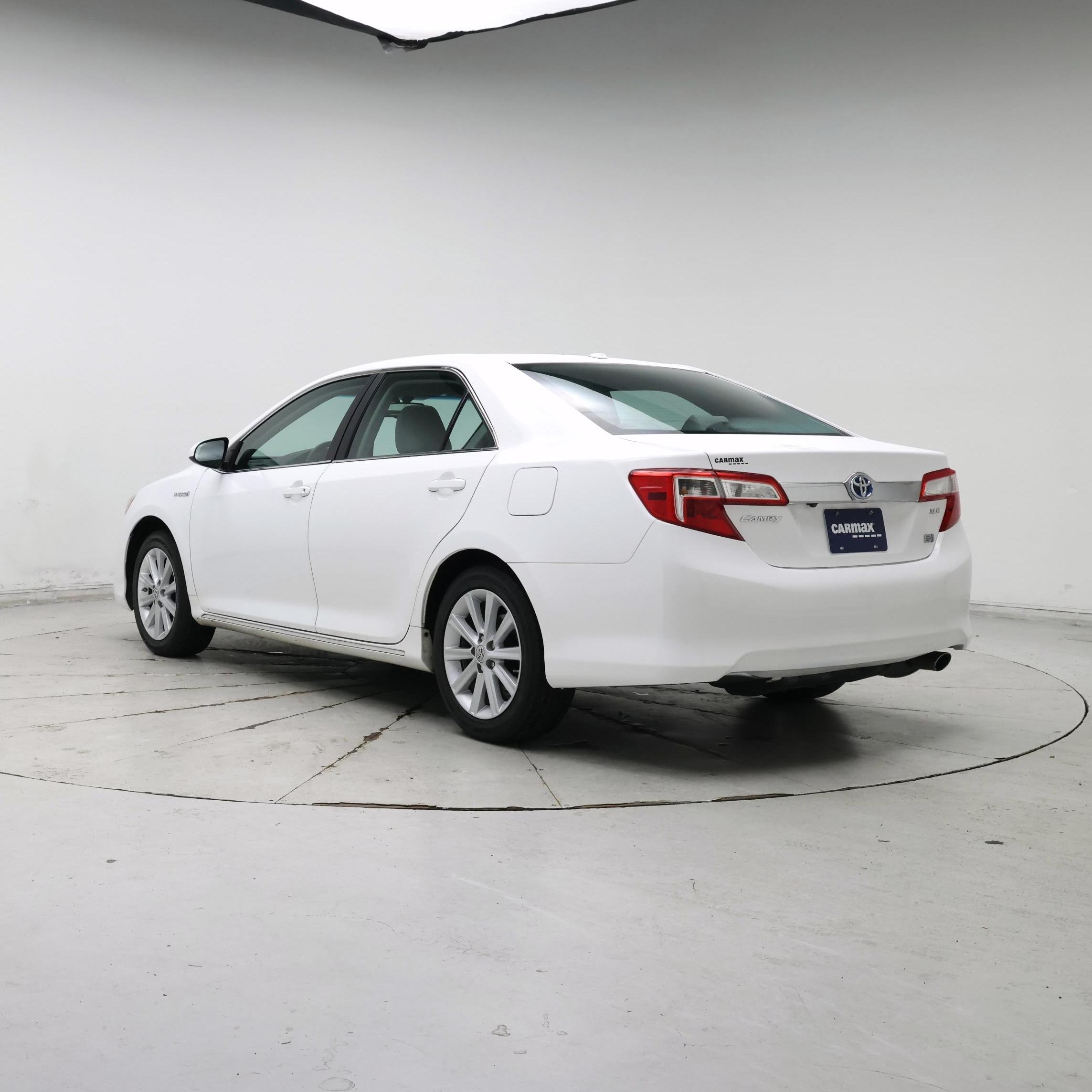 Thumbnail: 2014 Toyota Camry - 2
