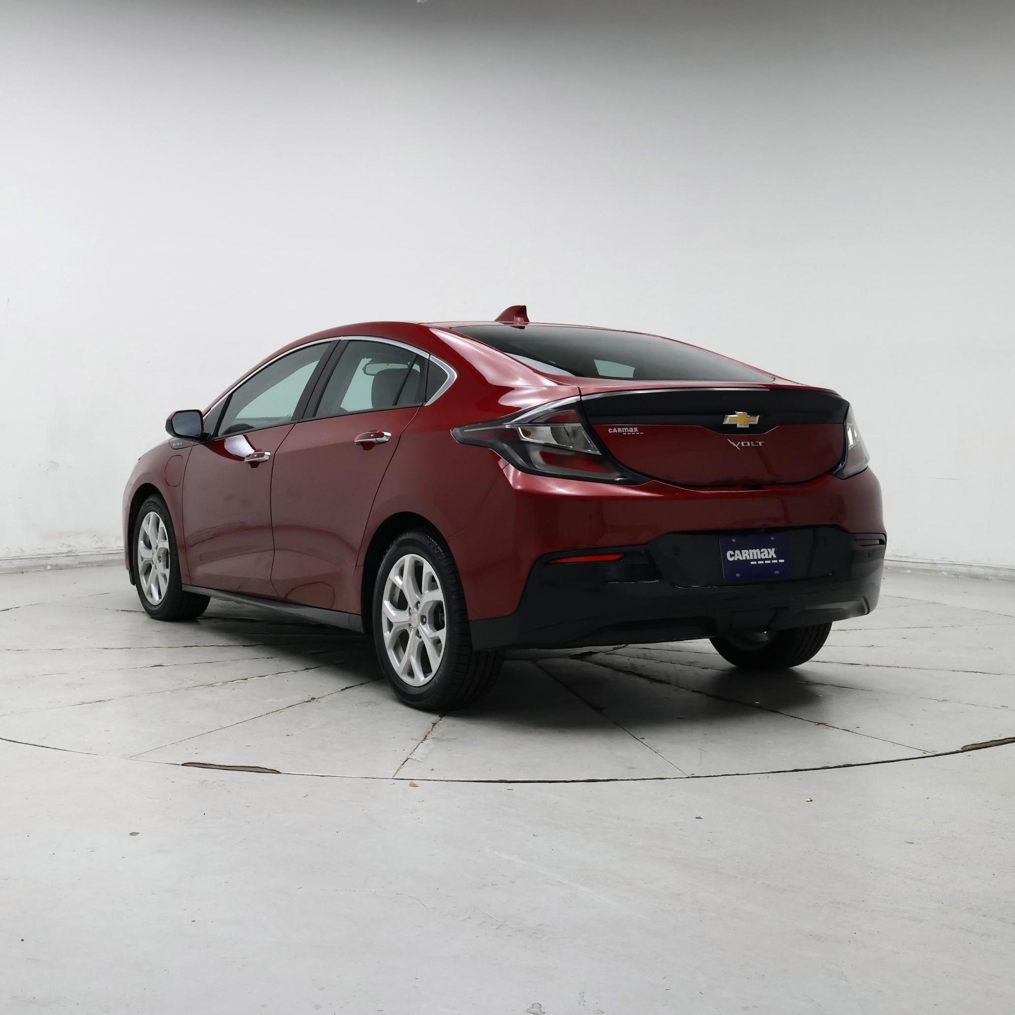 Thumbnail: 2019 Chevrolet Volt - 2