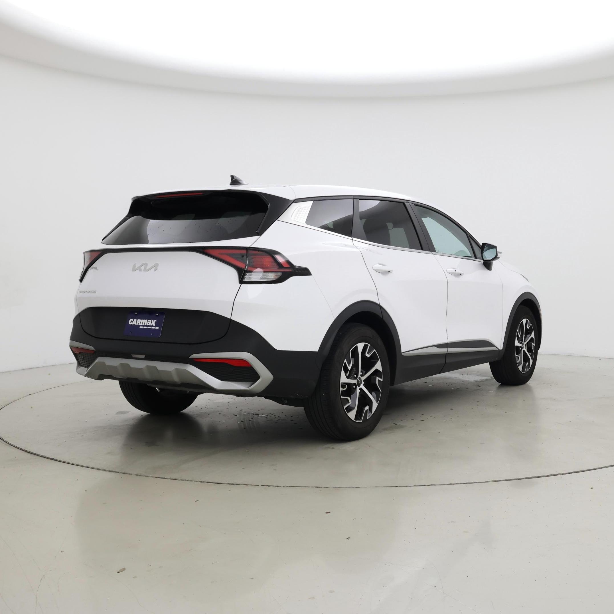 Thumbnail: 2023 Kia Sportage - 8