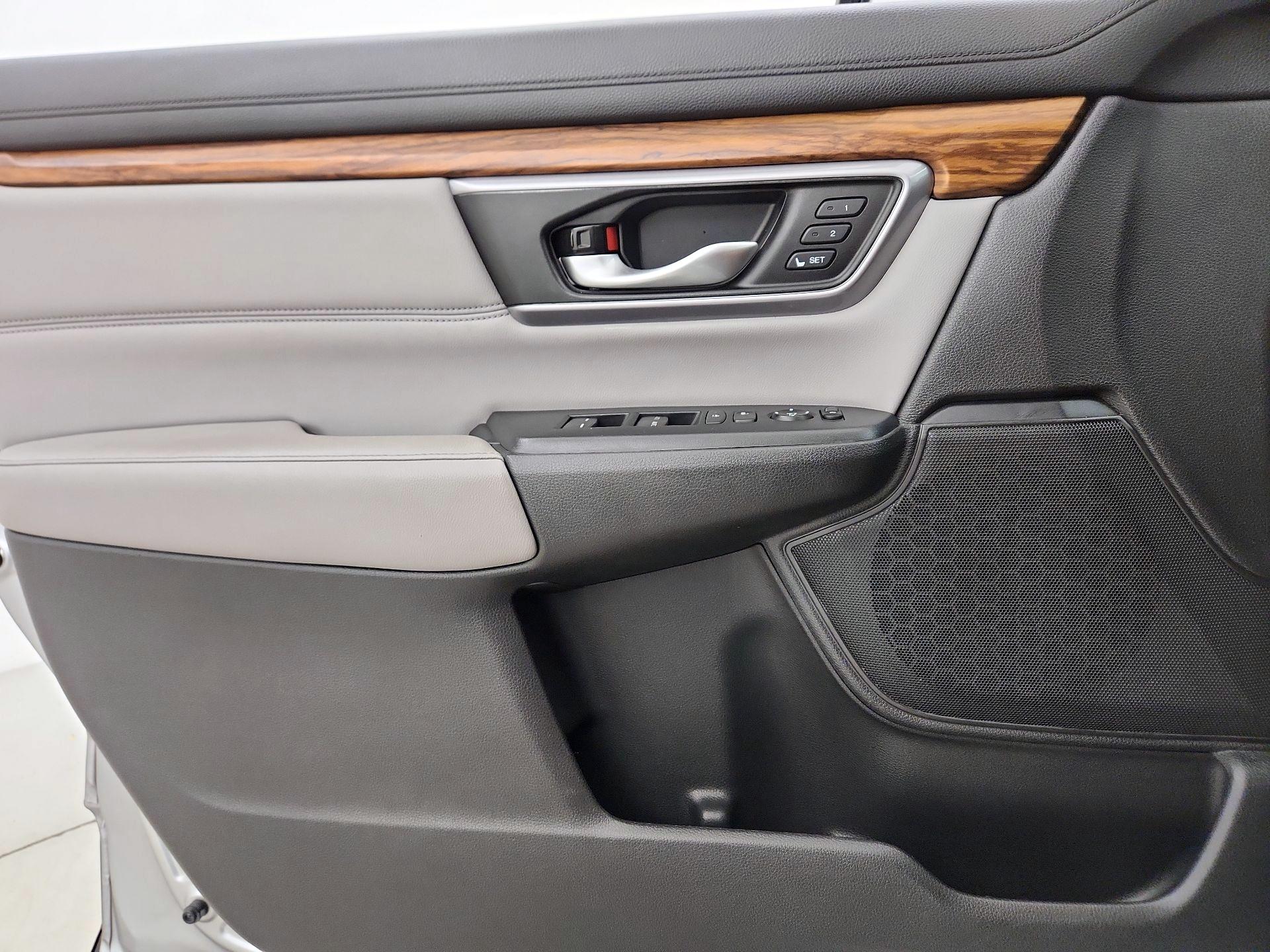 Thumbnail: 2017 Honda CR-V - 12