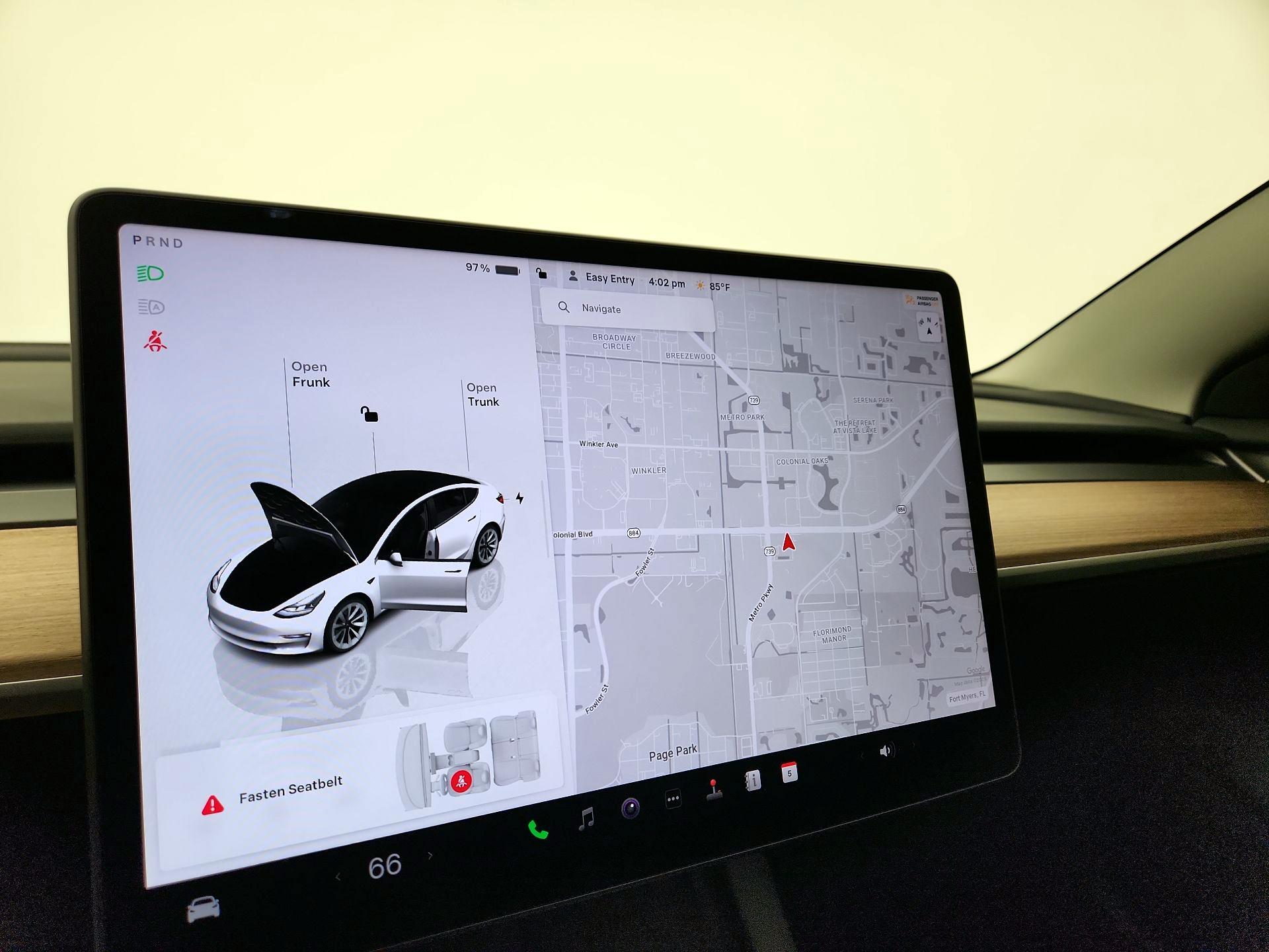 Thumbnail: 2023 Tesla Model 3 - 13