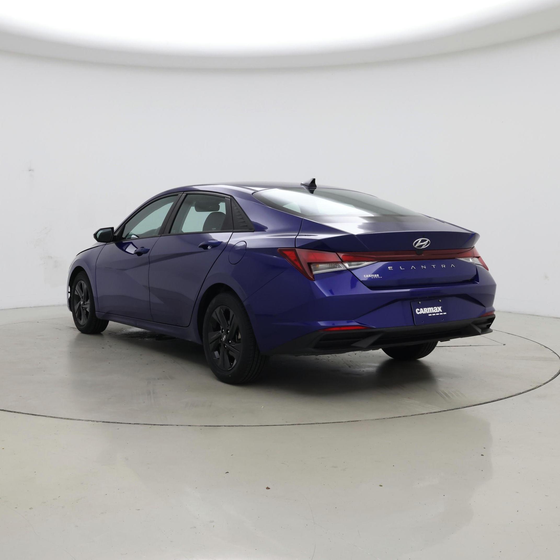 Thumbnail: 2023 Hyundai Elantra - 2