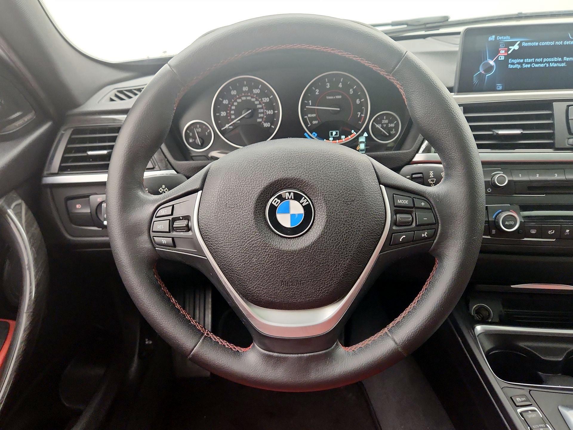 Thumbnail: 2015 BMW 3 Series - 10
