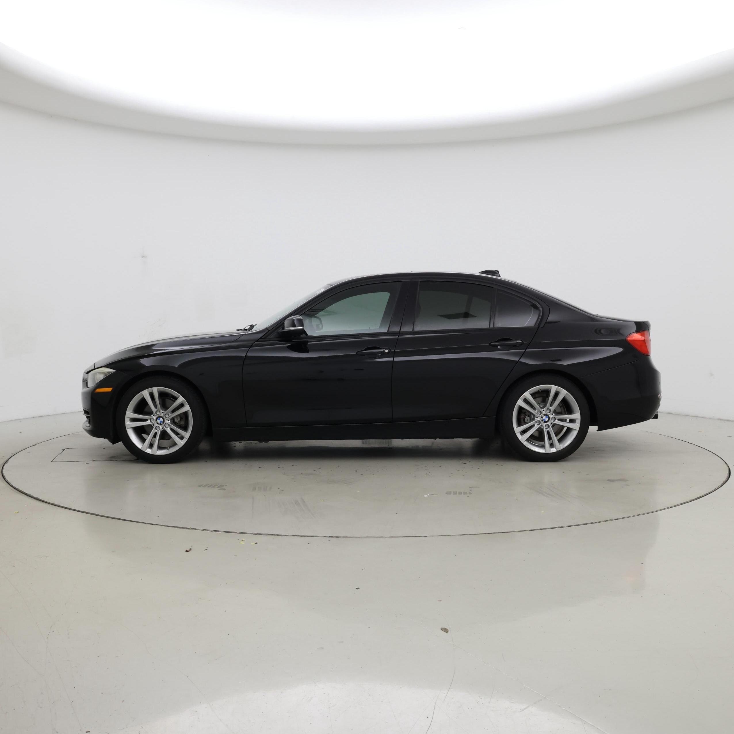 Thumbnail: 2015 BMW 3 Series - 3