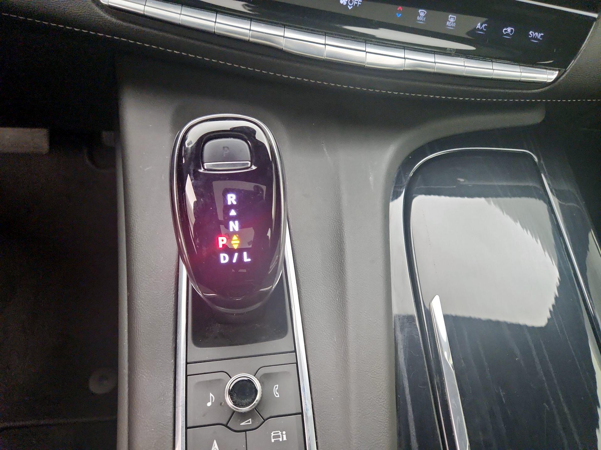 Thumbnail: 2024 Cadillac Escalade - 17