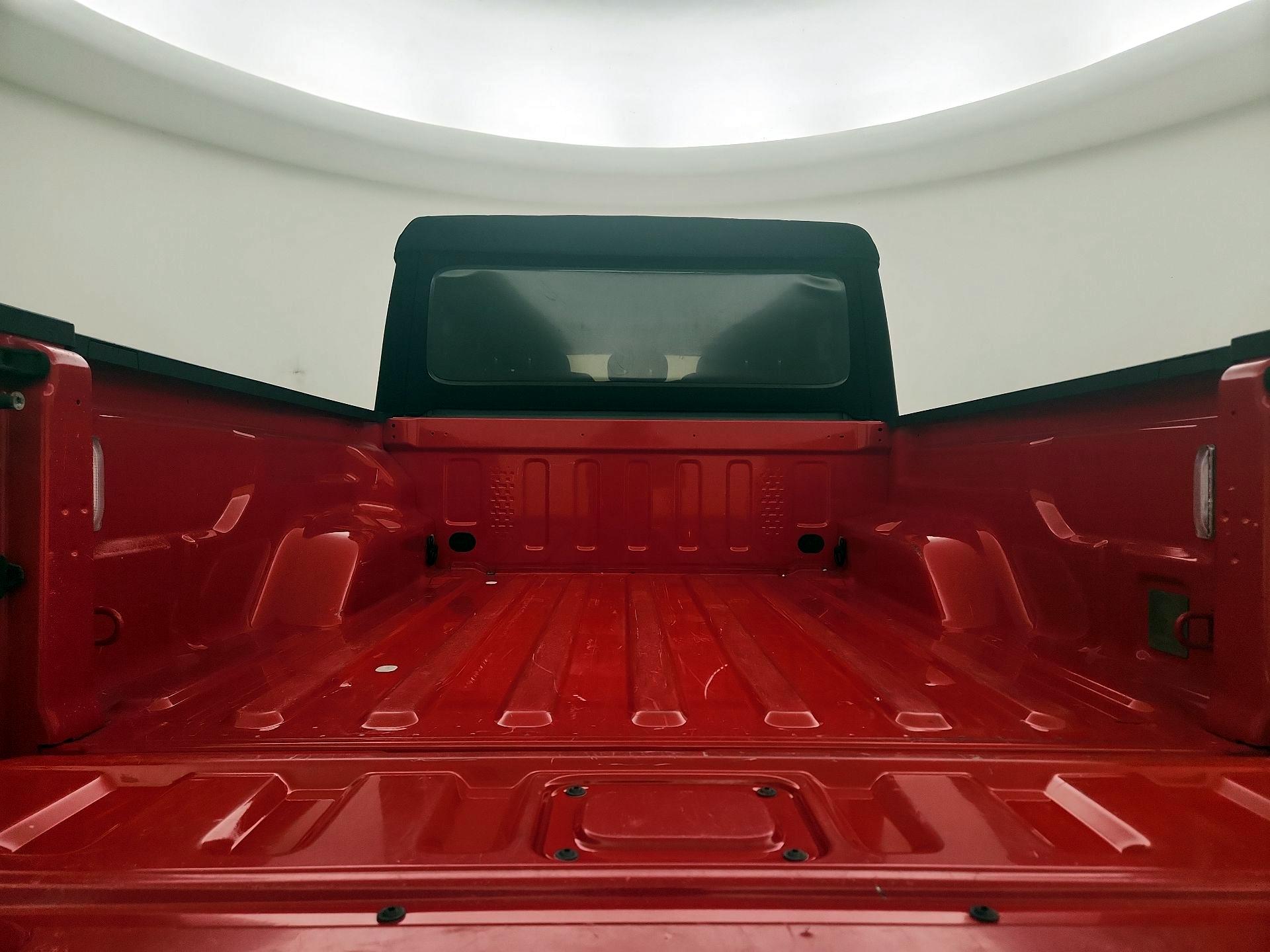 Thumbnail: 2020 Jeep Gladiator - 20