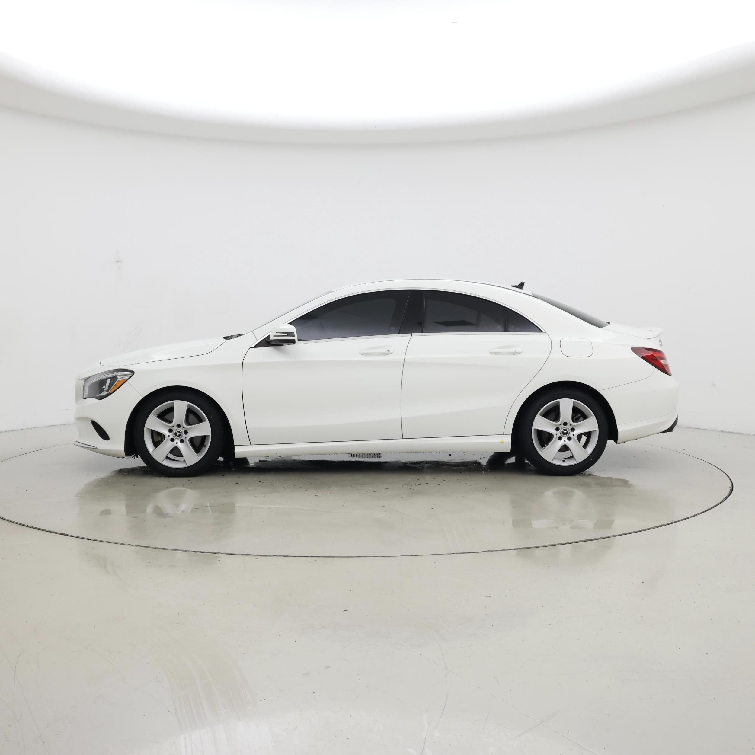 Thumbnail: 2019 Mercedes-Benz CLA - 3