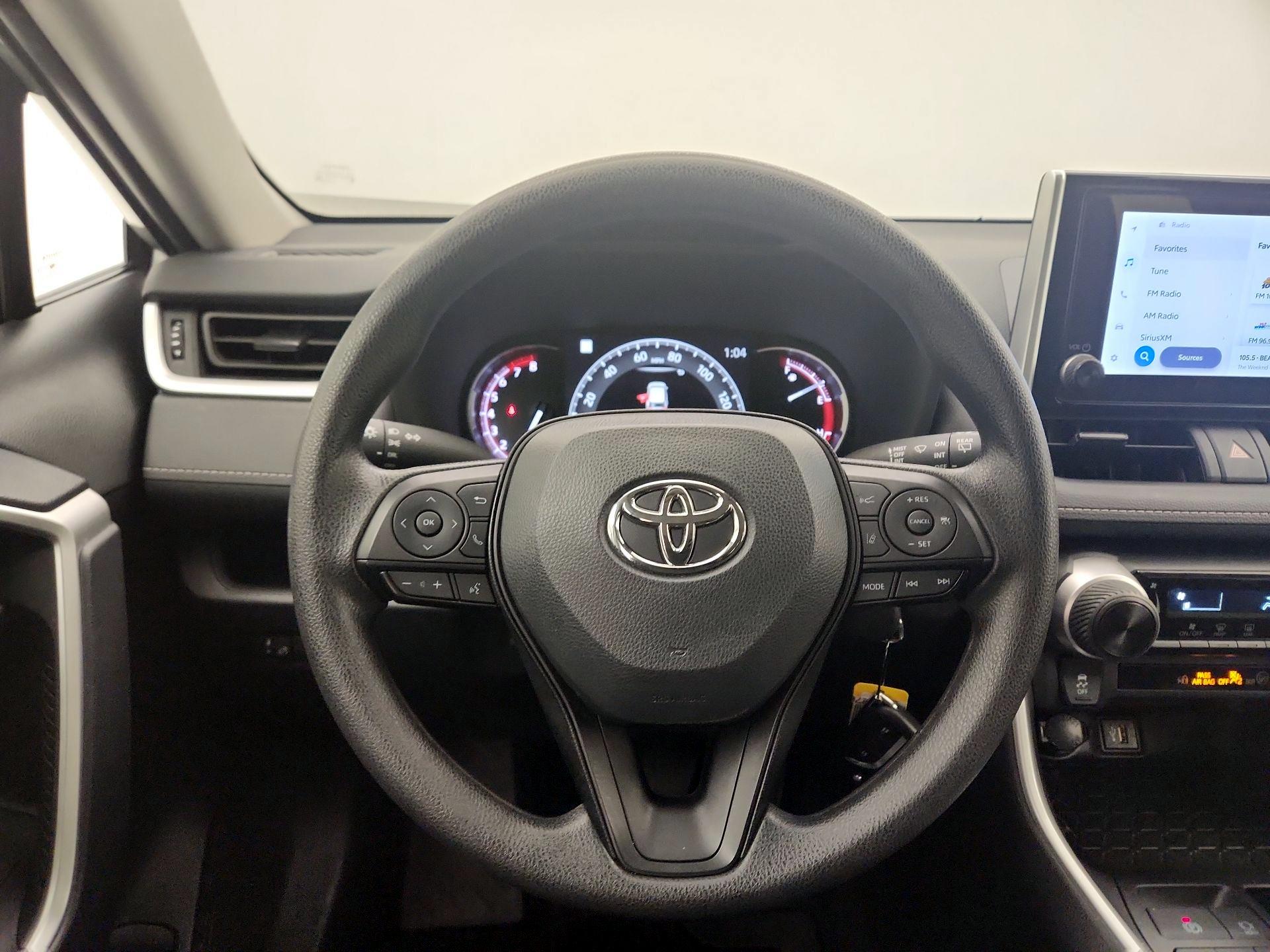Thumbnail: 2024 Toyota RAV4 - 10