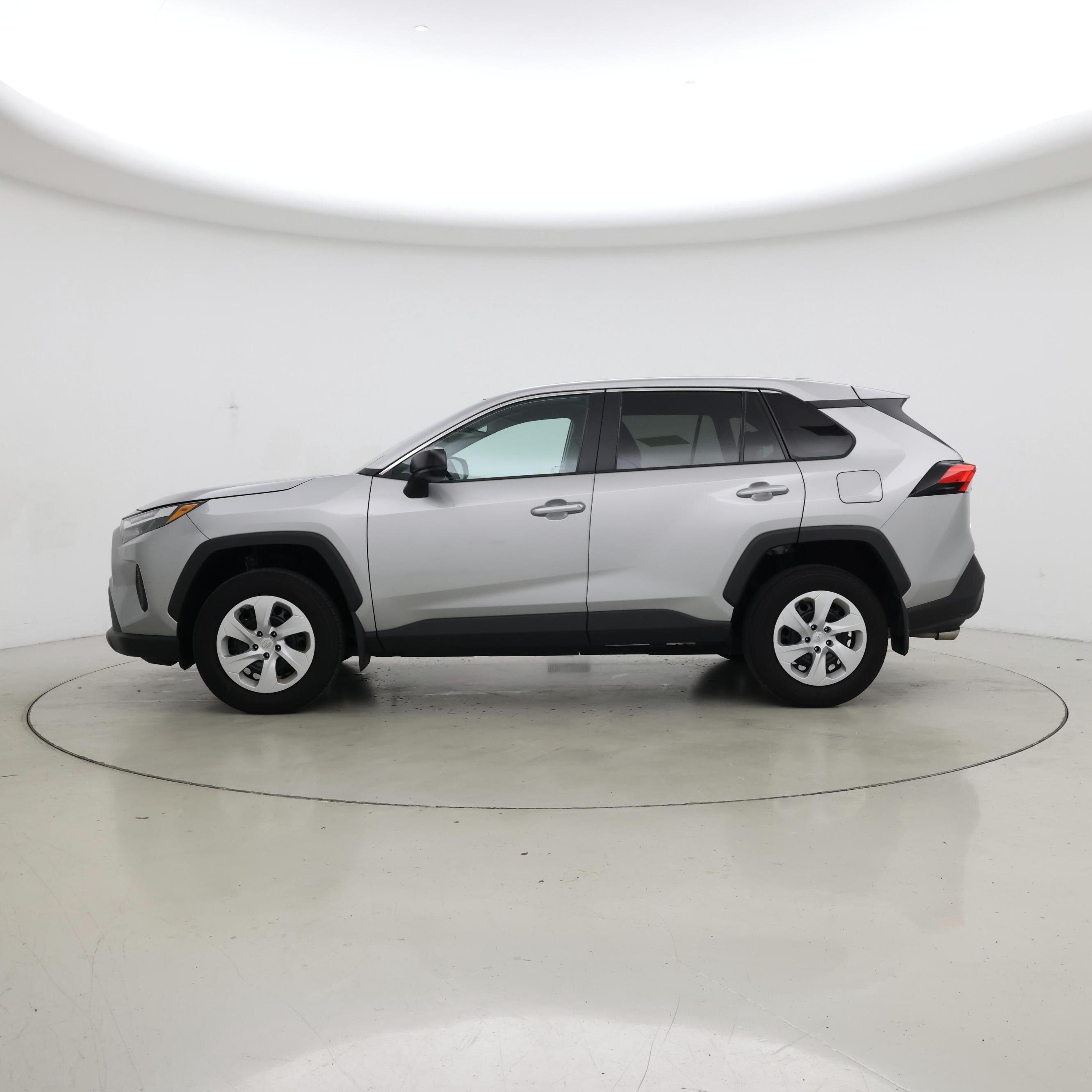 Thumbnail: 2024 Toyota RAV4 - 3